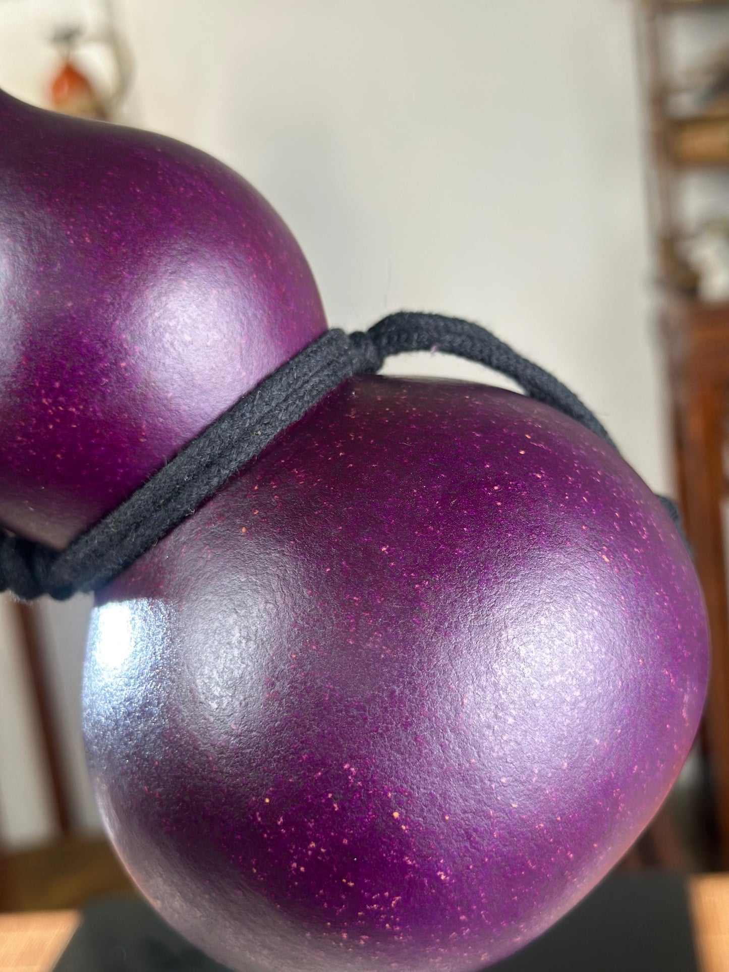 Hand dyed Royal Purple Chinese Lacquerware Fengshui Ornament Hulu Natural Gourd Water Tea Container Classical Home Decor