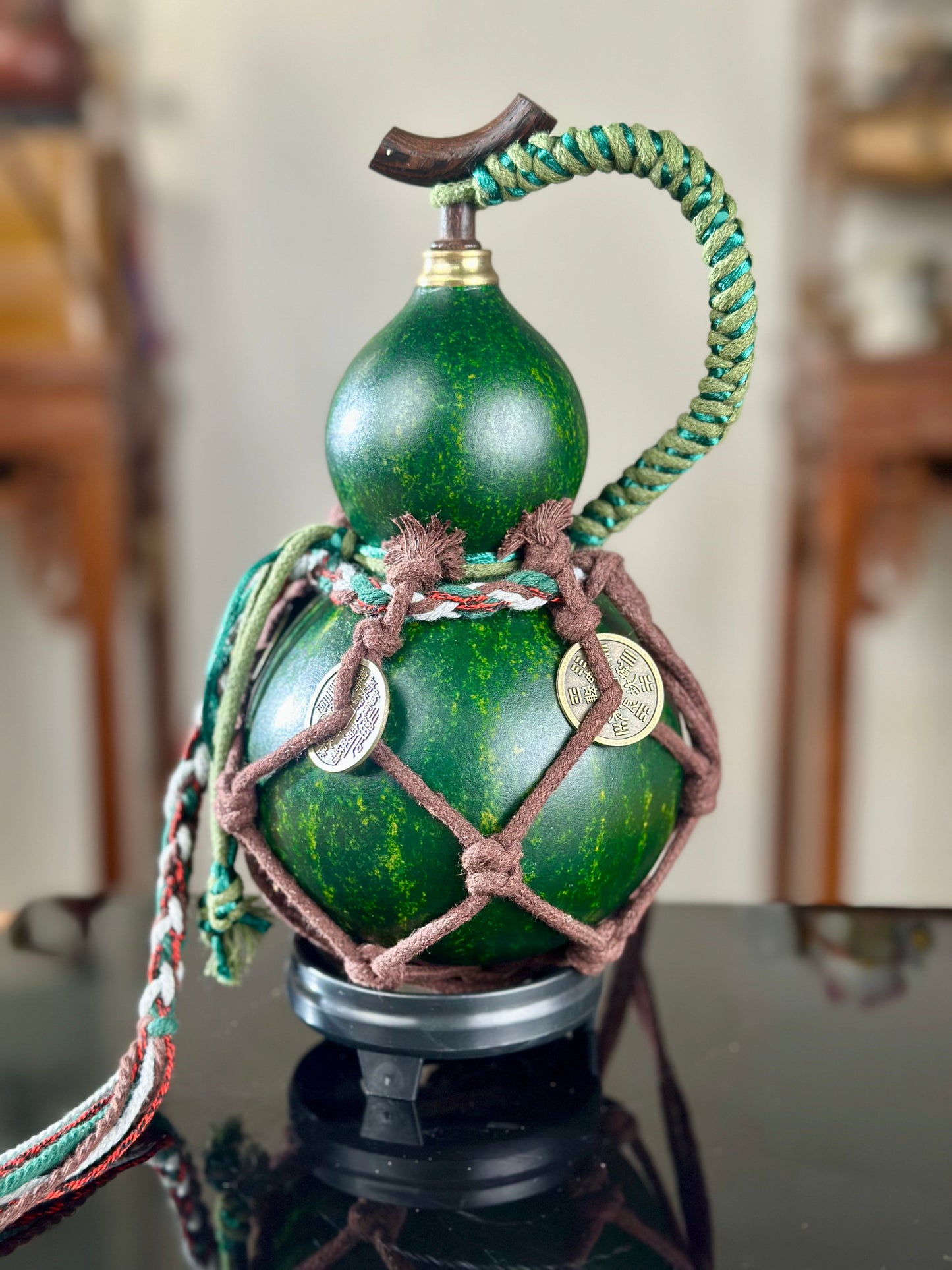 Hand dyed Woody Green Chinese Fengshui Ornament Lacquerware Hulu Natural Gourd Water Tea Container Classical Home Decor
