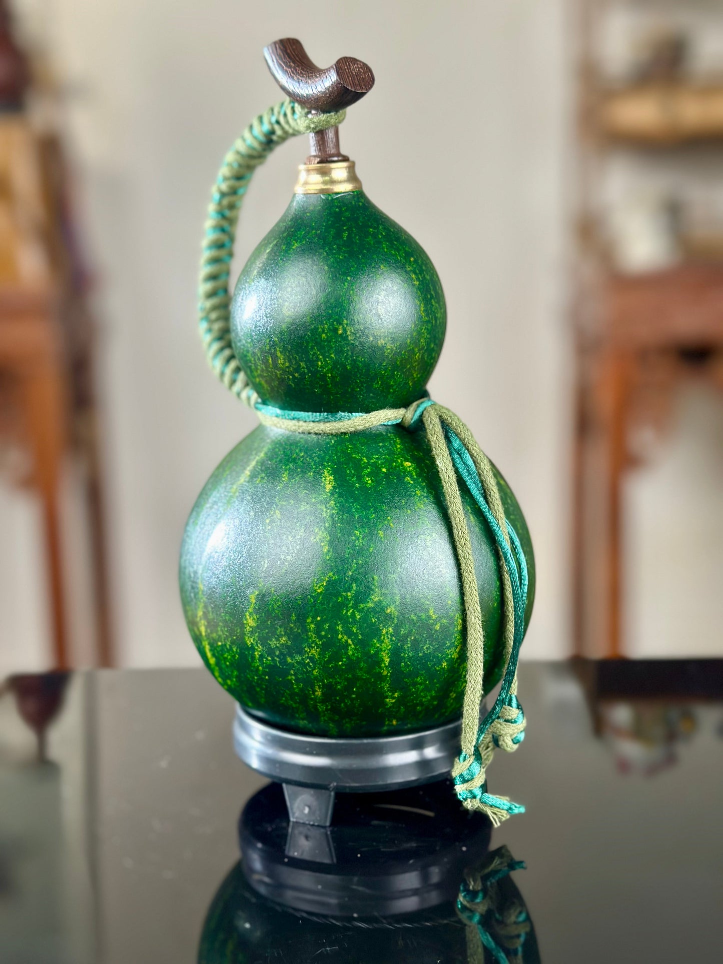 Hand dyed Woody Green Chinese Fengshui Ornament Lacquerware Hulu Natural Gourd Water Tea Container Classical Home Decor
