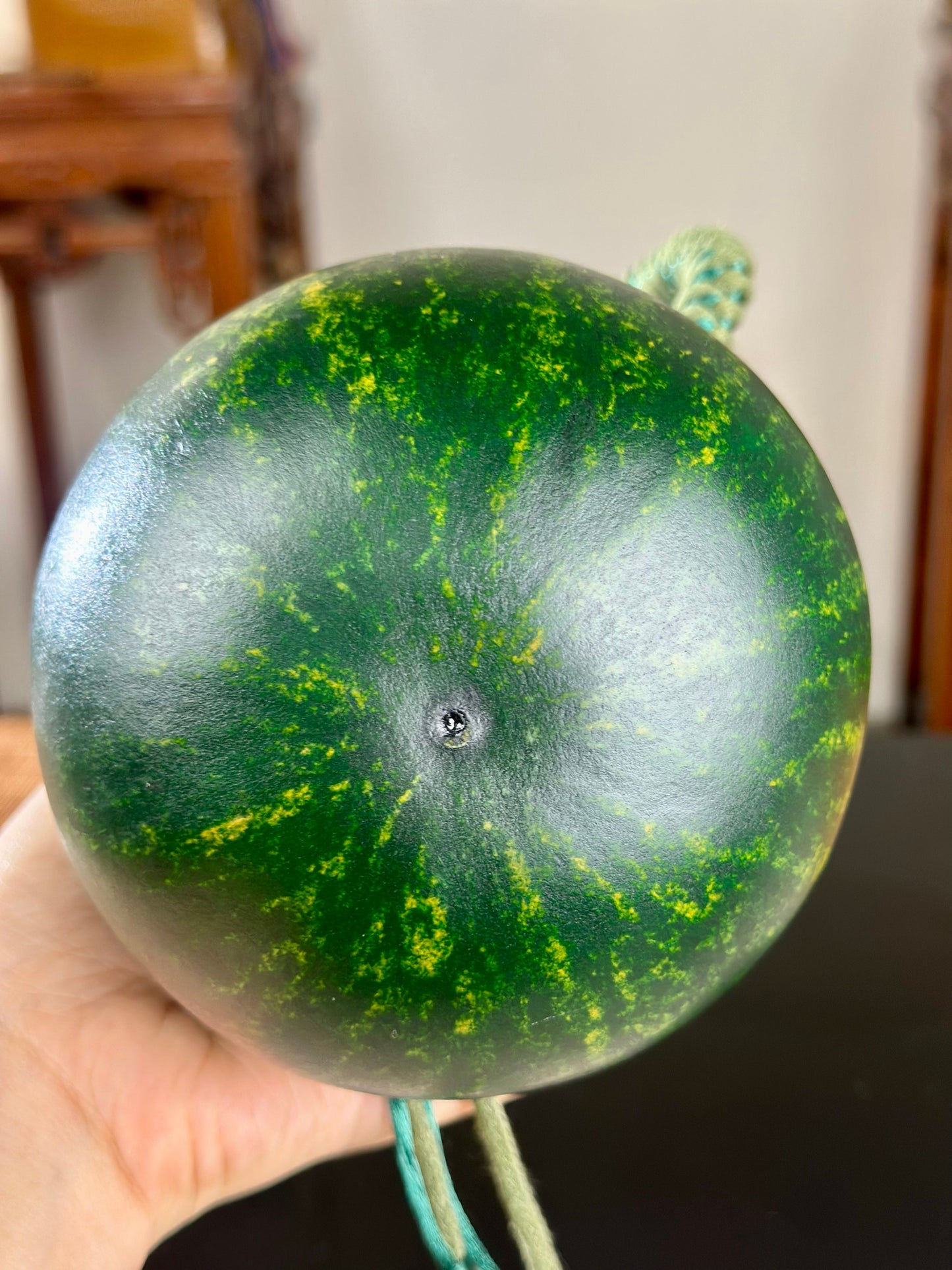 Hand dyed Woody Green Chinese Fengshui Ornament Lacquerware Hulu Natural Gourd Water Tea Container Classical Home Decor