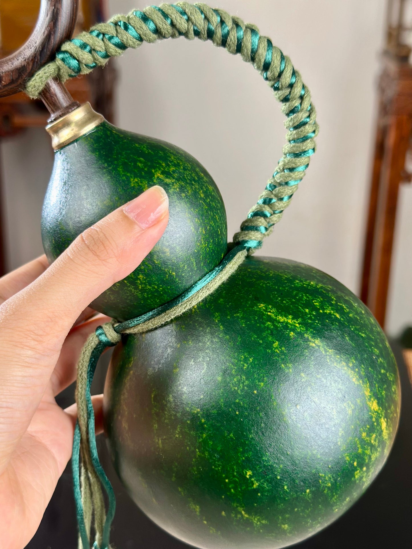 Hand dyed Woody Green Chinese Fengshui Ornament Lacquerware Hulu Natural Gourd Water Tea Container Classical Home Decor