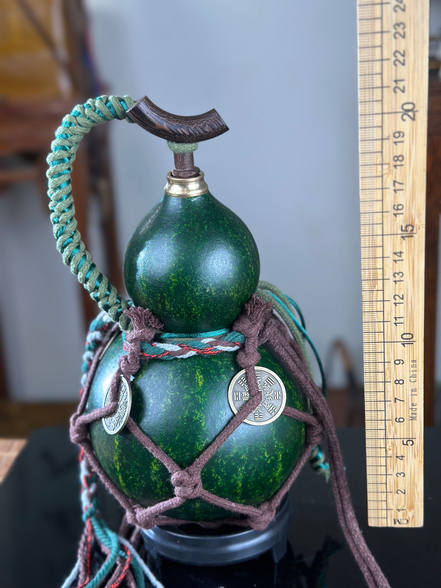 Hand dyed Woody Green Chinese Fengshui Ornament Lacquerware Hulu Natural Gourd Water Tea Container Classical Home Decor