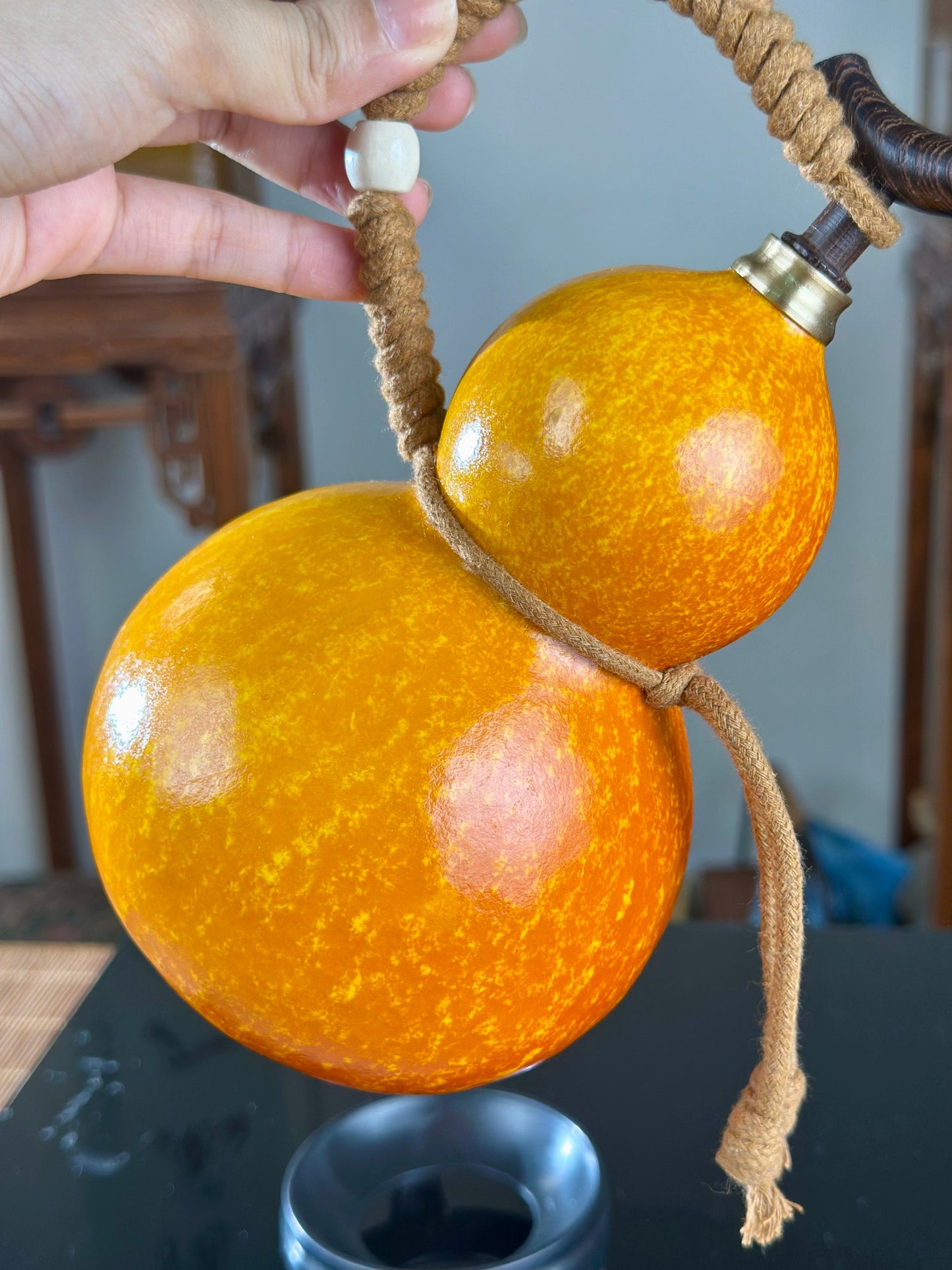 Hand dyed Fengshui Ornament Bright Orange Yellow Chinese Lacquerware Hulu Natural Gourd Water Tea Container Classical Home Decor