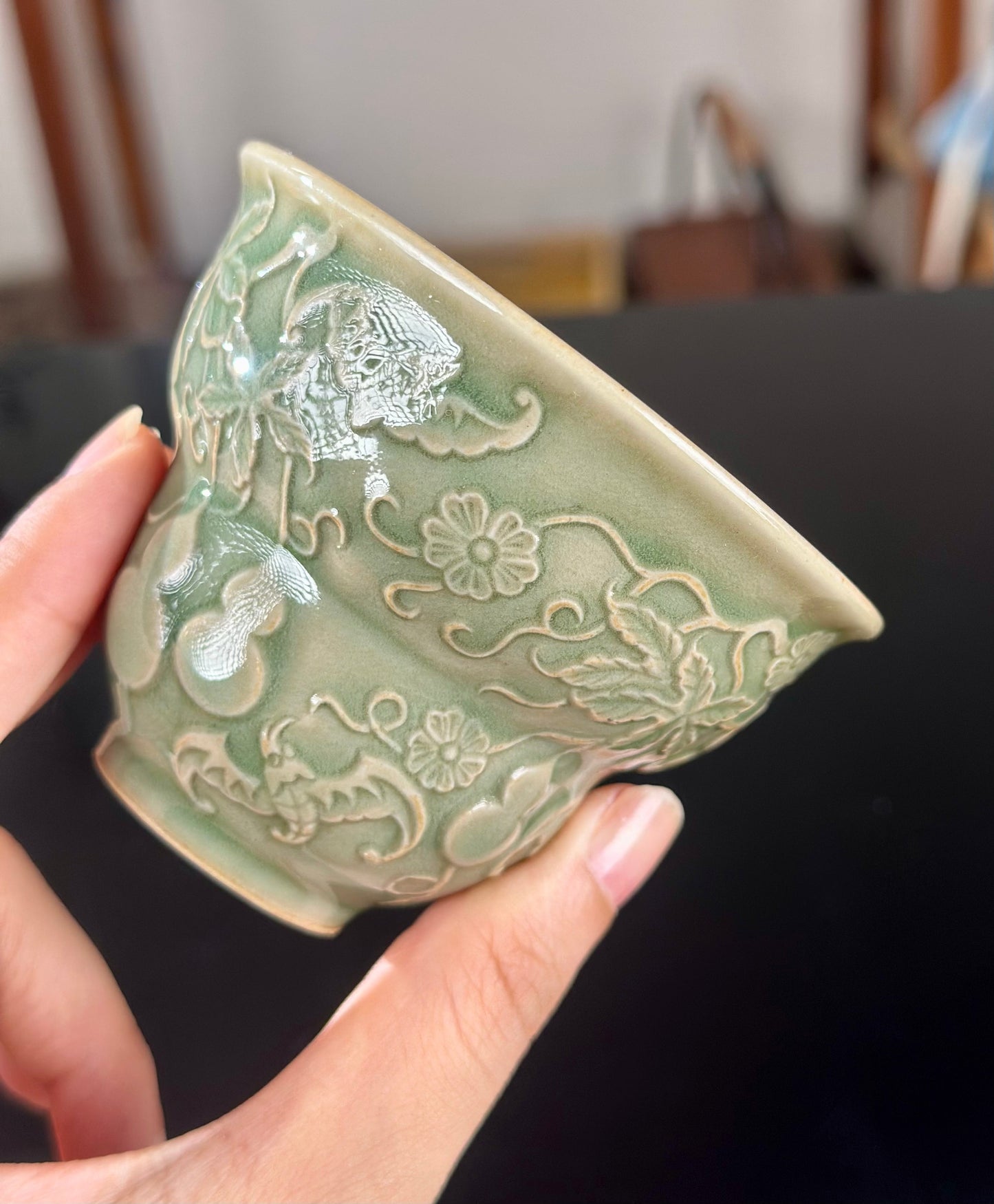 Handengraved Chinse Gourd Shape Yaozhou Kiln Olive Green Teacup