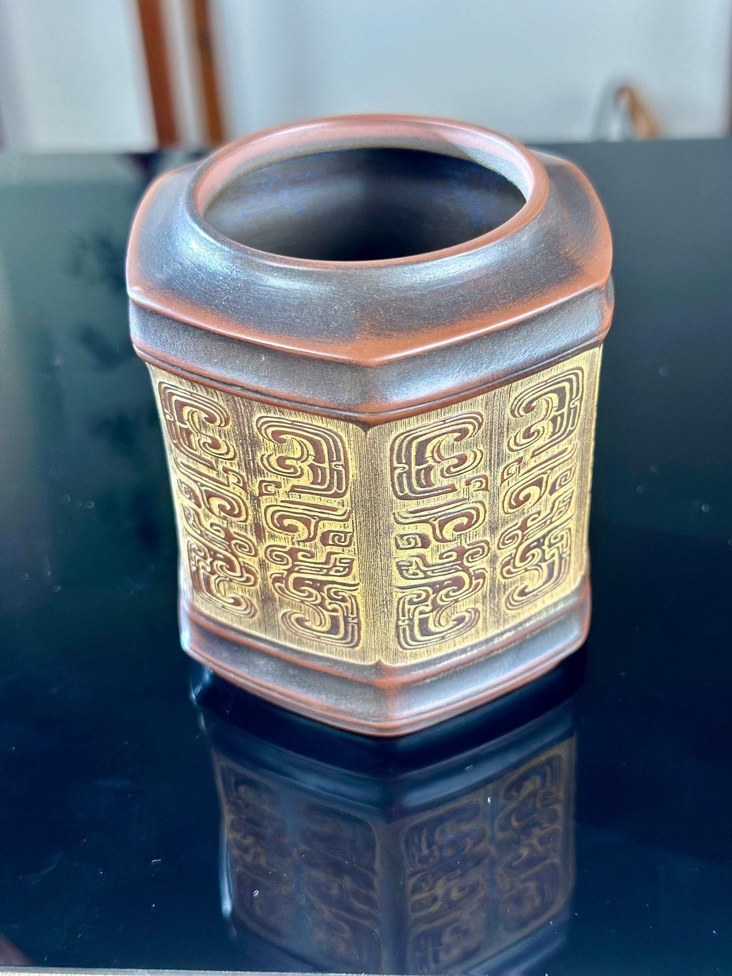 Hand Engraved Chinse Antique Taotie Pattern Nixing Clay Tea Jar Tea Container