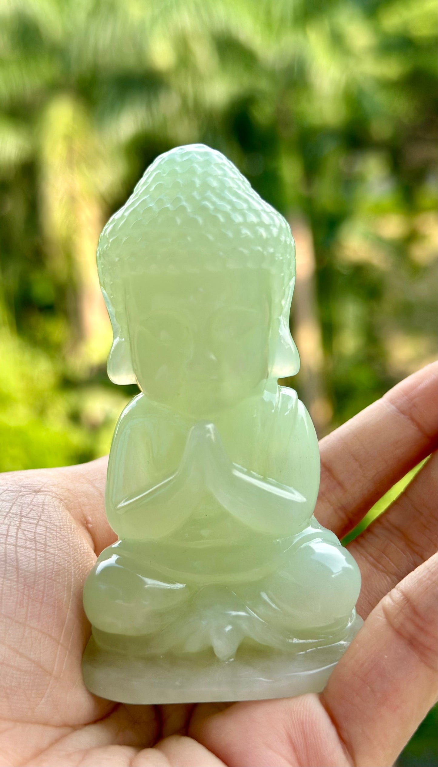 Handengraved Chinese Precious Xiuyu Jade Bouddha Sculpture Artwork Home Decor