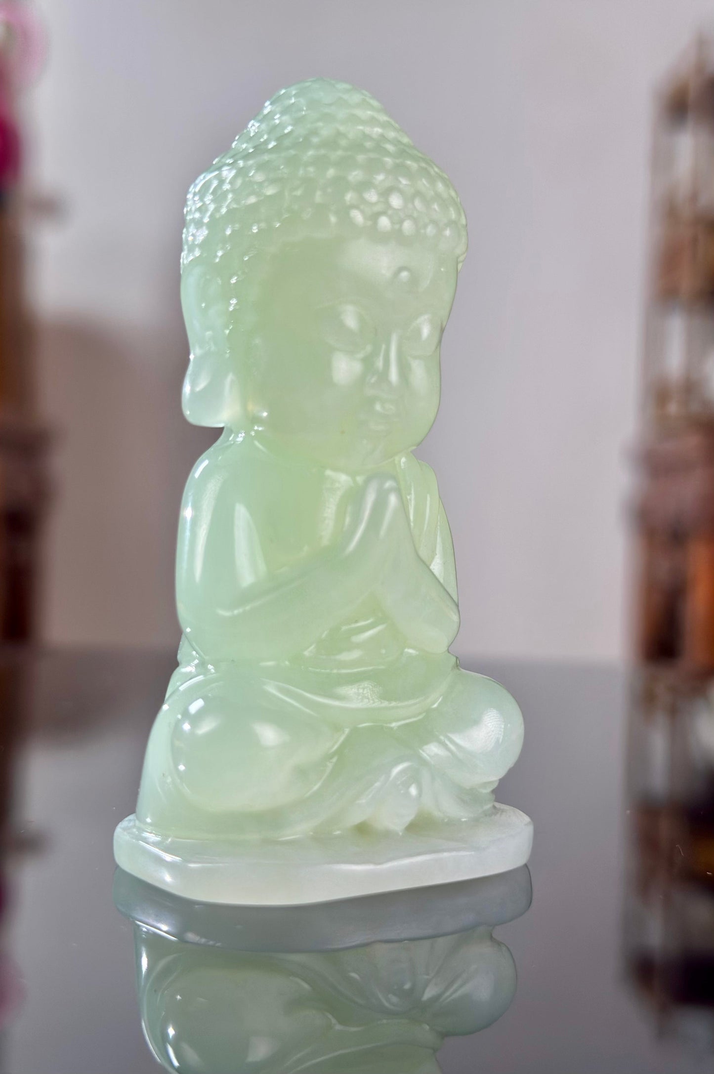 Handengraved Chinese Precious Xiuyu Jade Bouddha Sculpture Artwork Home Decor