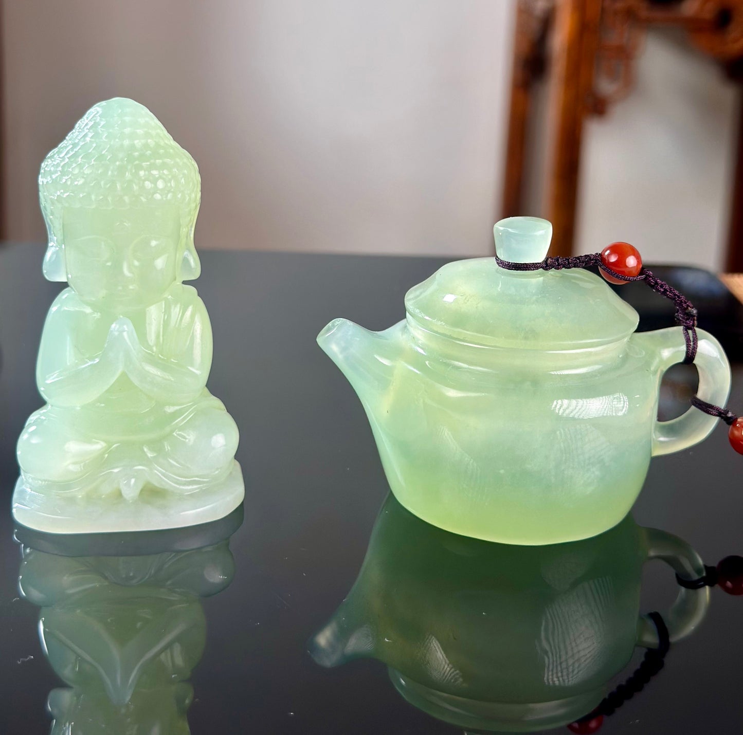 Handengraved Chinese Precious Xiuyu Jade Bouddha Sculpture Artwork Home Decor