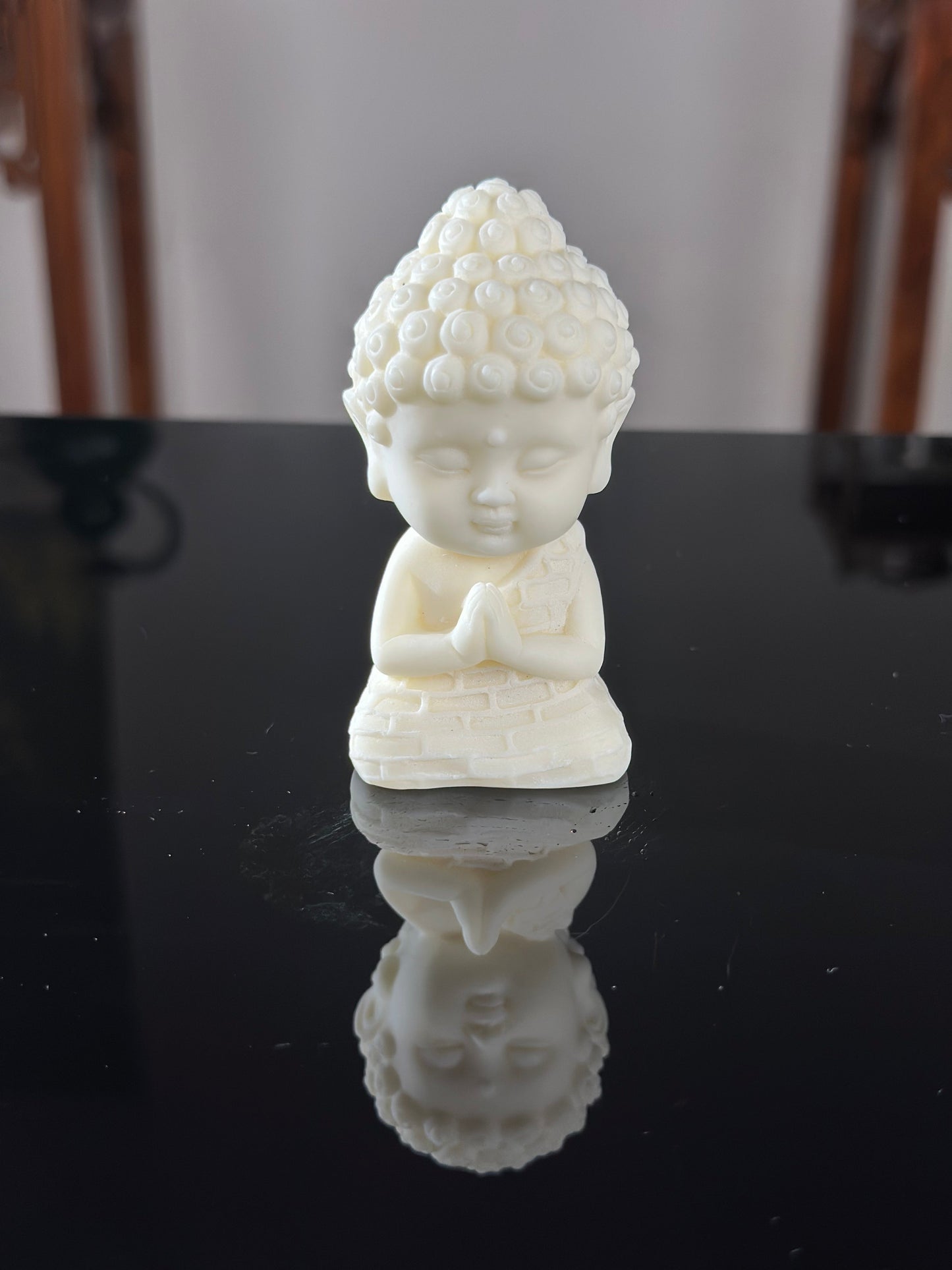 Hand Engraved Natural Tagua Bouddha Sculpture Lotus Shape Incense Holder Tea Pet