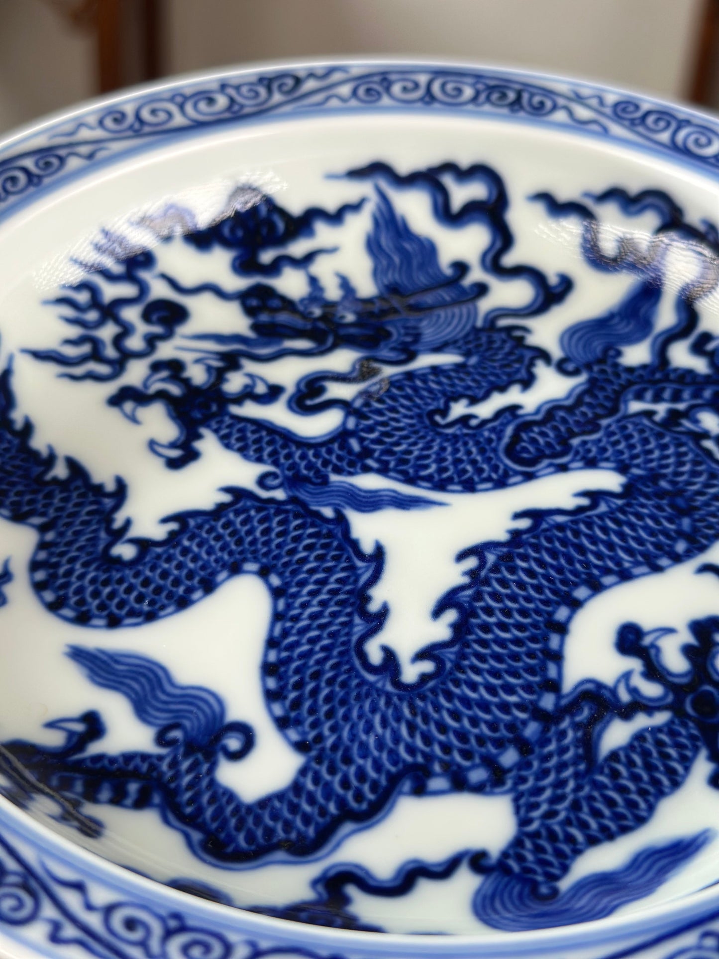 Chinese High-end Blue White Porcelain Handpainted Classic Xuande Dragon Pattern Tea tray Home Ornament Artwork Tray