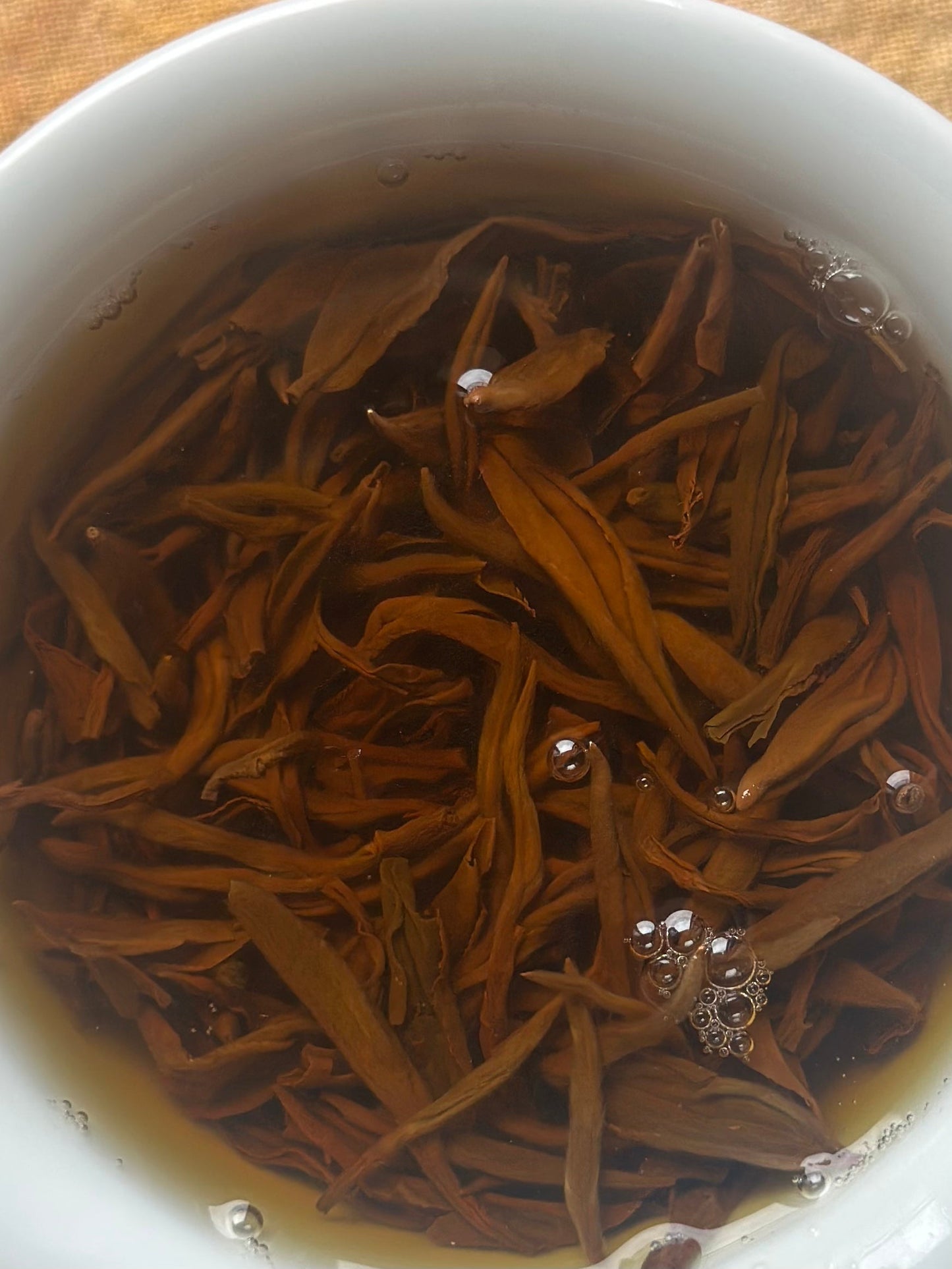 Chinese Organic Tibet Medog Black Tea First Spring Pick-up High Mountain Motuo Red Tea 50g