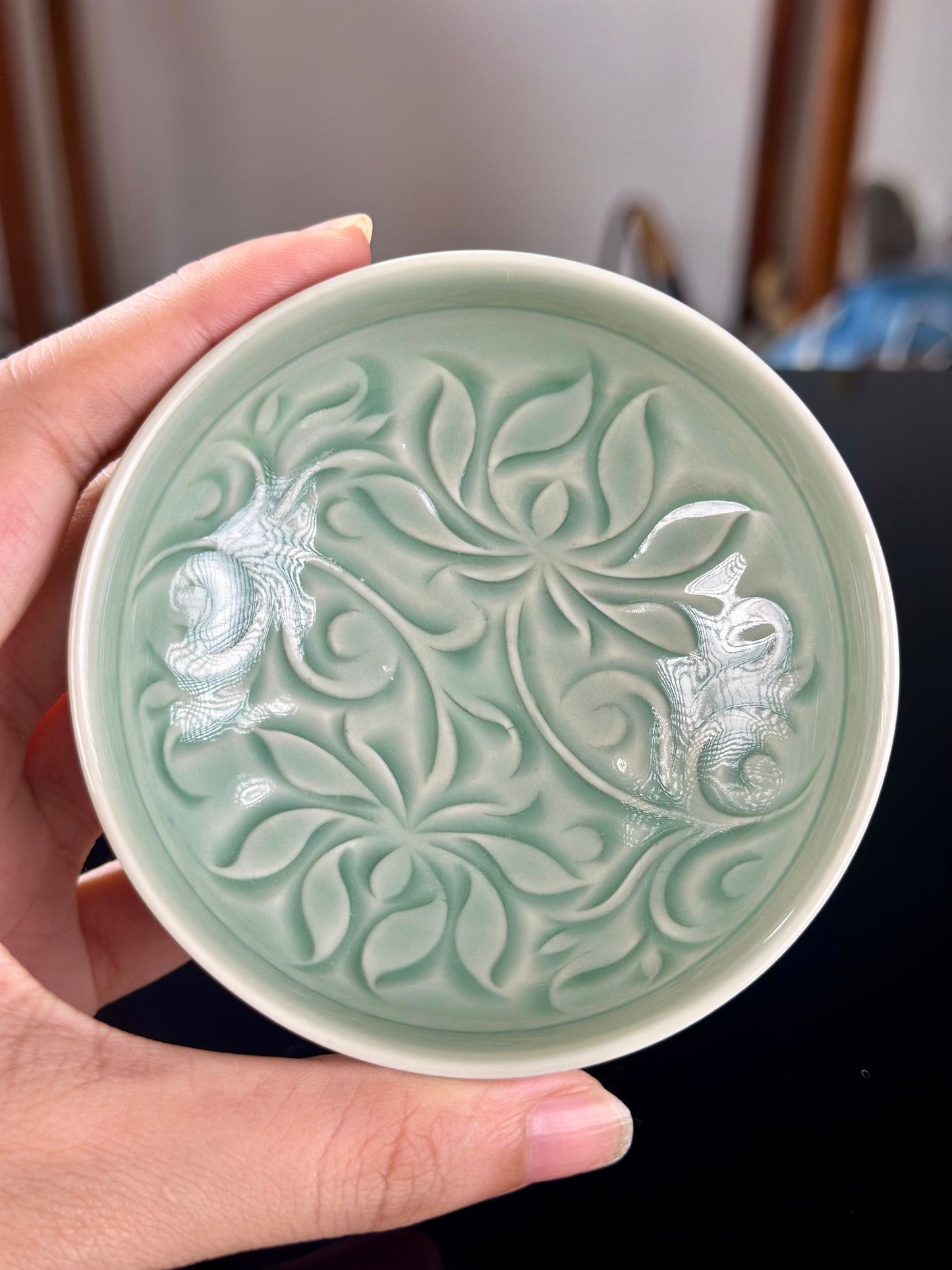 Hand Carved Chinse Lotus Yaozhou Celadon Porcelain Kiln Sky Blue Green Puer Shape Teacup