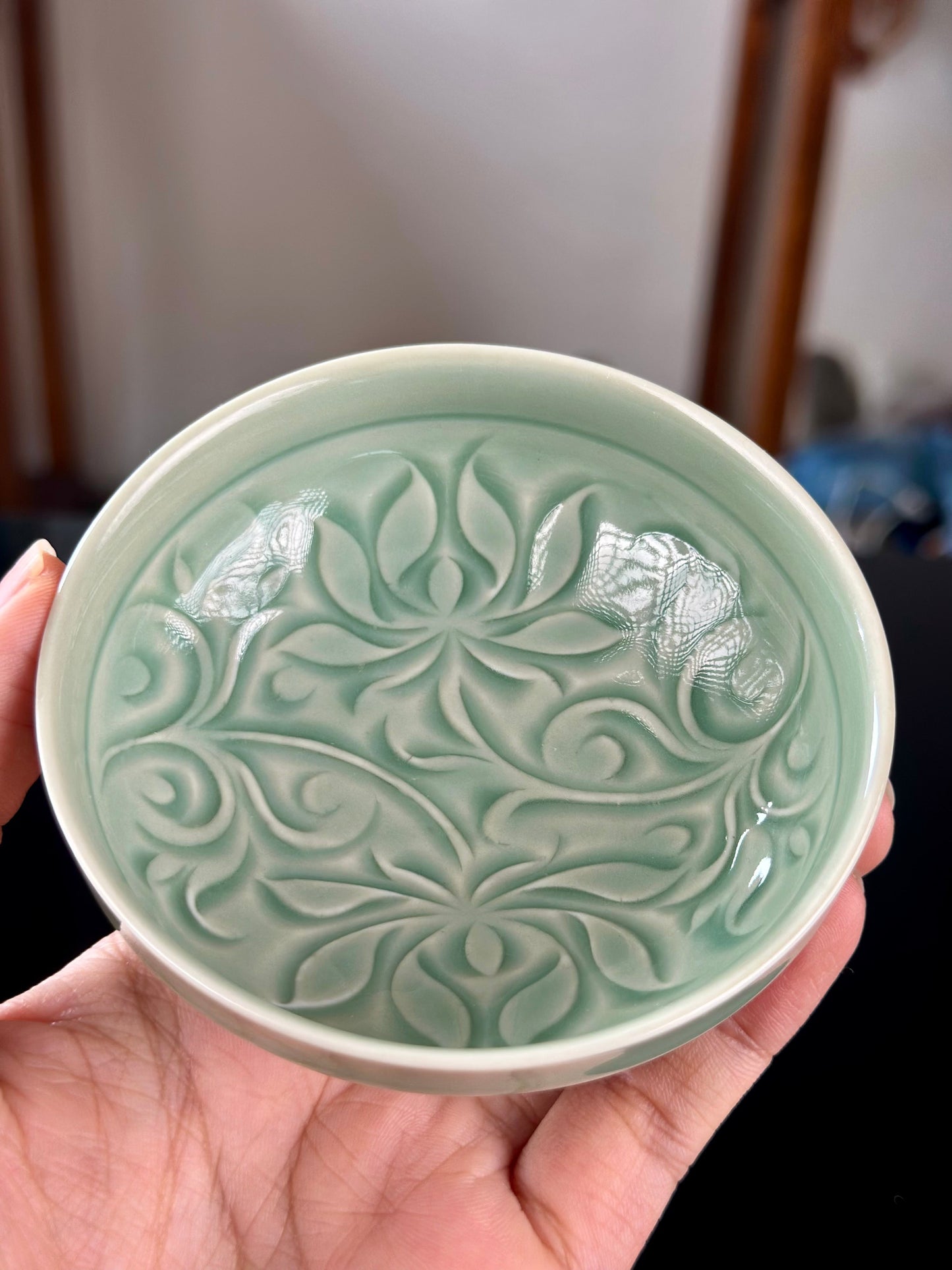 Hand Carved Chinse Lotus Yaozhou Celadon Porcelain Kiln Sky Blue Green Puer Shape Teacup
