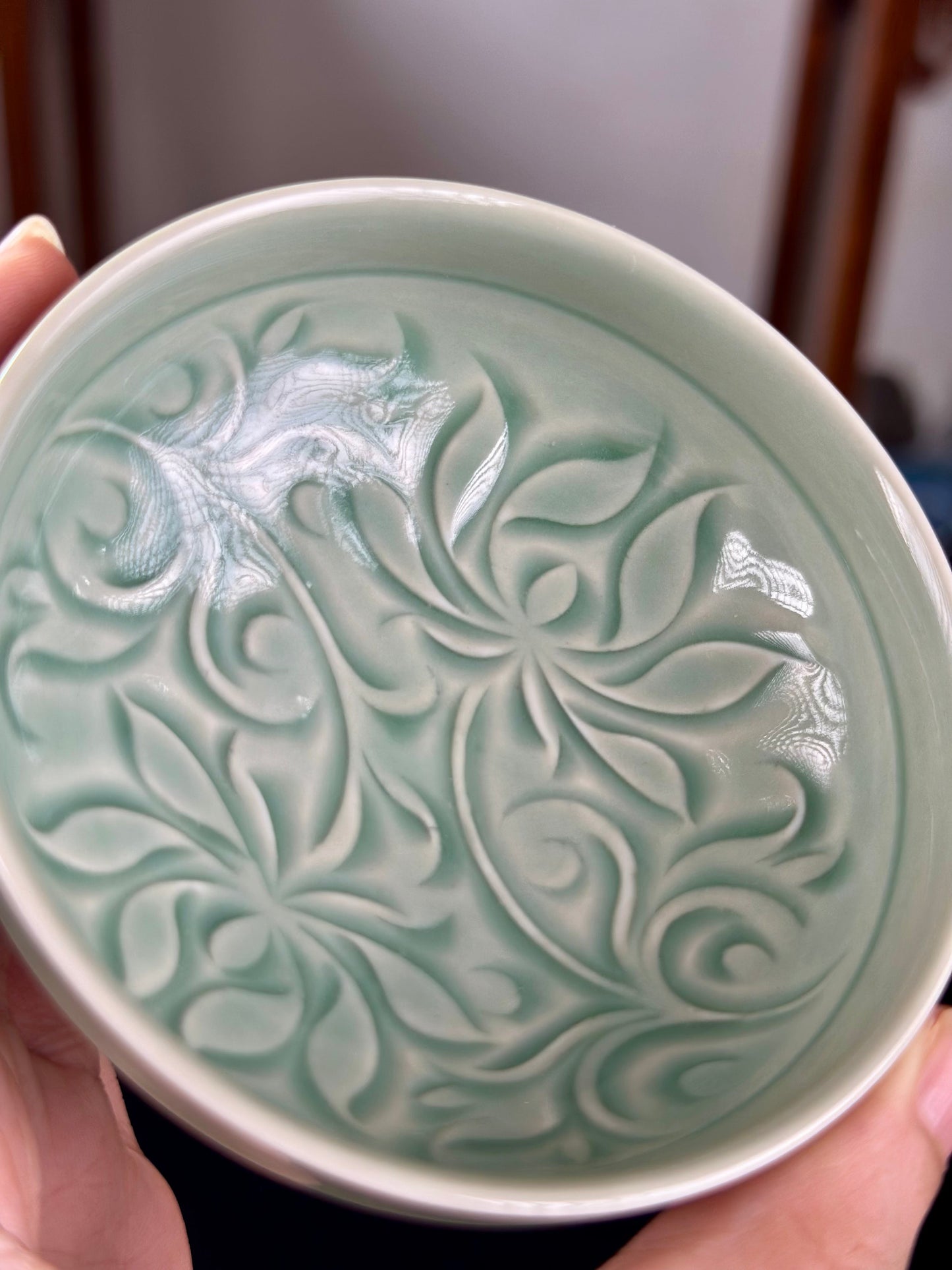 Hand Carved Chinse Lotus Yaozhou Celadon Porcelain Kiln Sky Blue Green Puer Shape Teacup