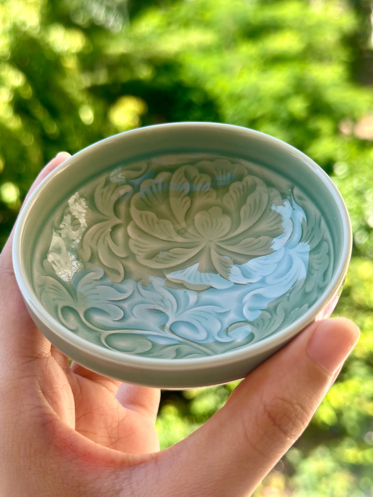 Handengraved Chinse Fish Turning Dragon Classic Pattern Yaozhou Celadon Porcelain Kiln Moon White GlazeTeacup