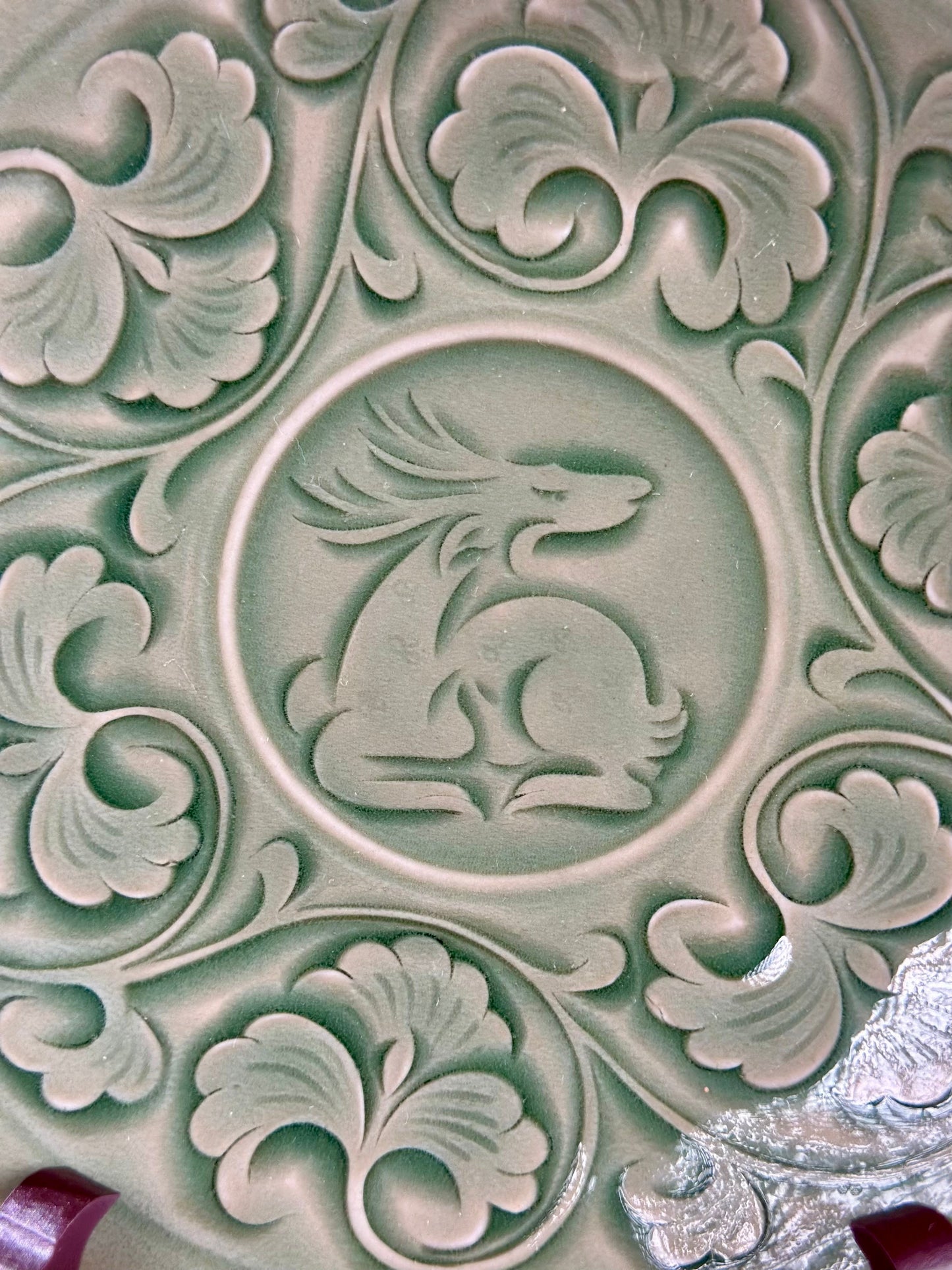 Handengraved Chinse Flower Pattern Yaozhou Celadon Porcelain Alive Green Tea Saucer Tea Tray