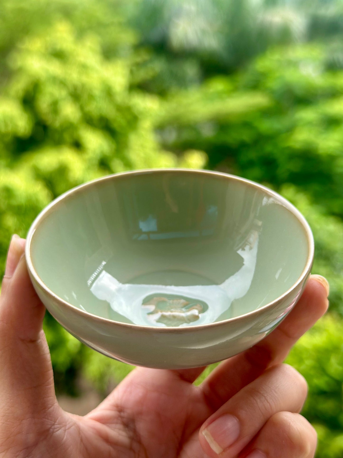 Handengraved Chinse Fish Turning Dragon Classic Pattern Yaozhou Celadon Porcelain Kiln Moon White GlazeTeacup