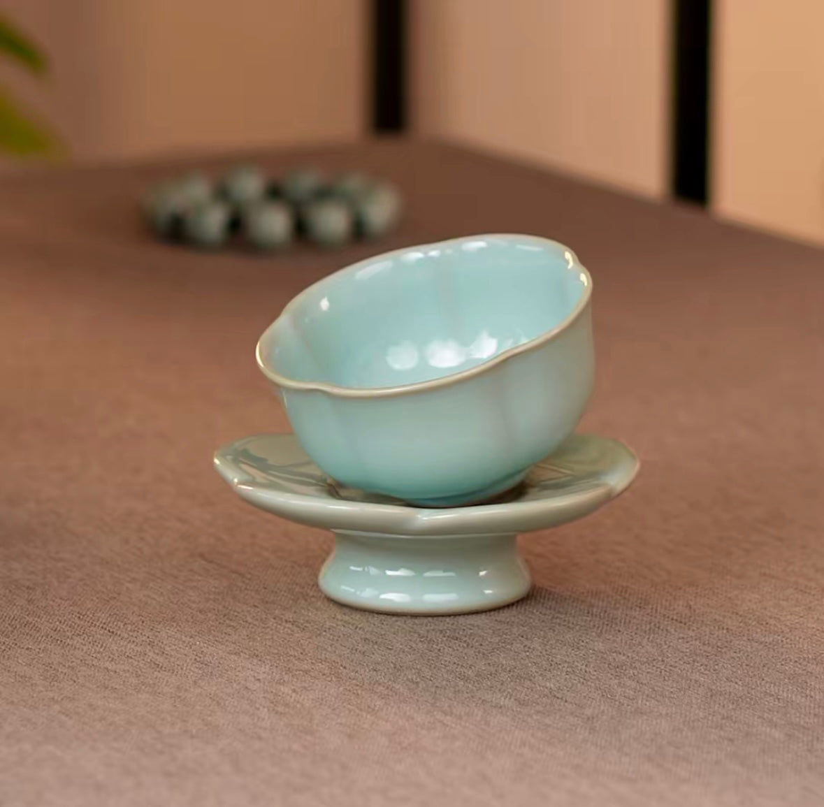 Handcrafted Chinese High-class Ru Porcelain Ruyao Flowere Shape Ru Ware Classic Teacup Set Tea Saucer