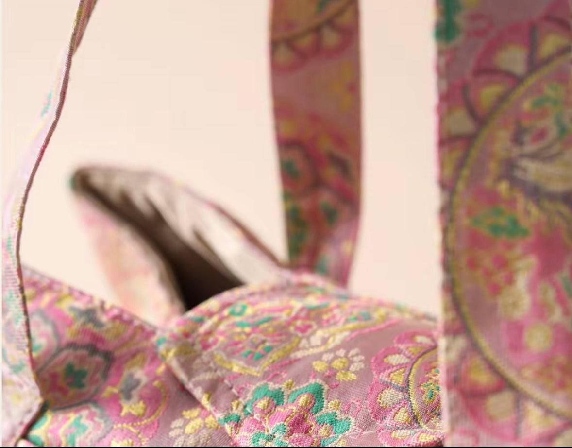 Chinese Traditional Song Brocade Pink Baoxiang Flower Horse Pattern Tea Bag Travel Cloth Bag Big Capacity Portable Storage Bag
