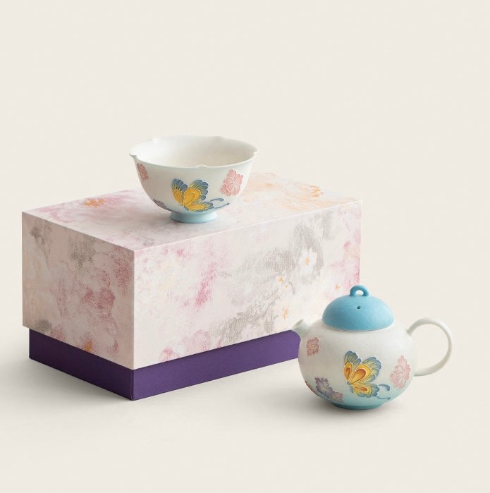 Handpainted Chinese Blue Butterfly Flower Pattern Teapot Teacup Set Artwork