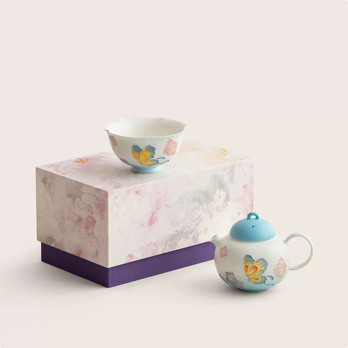 Handpainted Chinese Blue Butterfly Flower Pattern Teapot Teacup Set Artwork