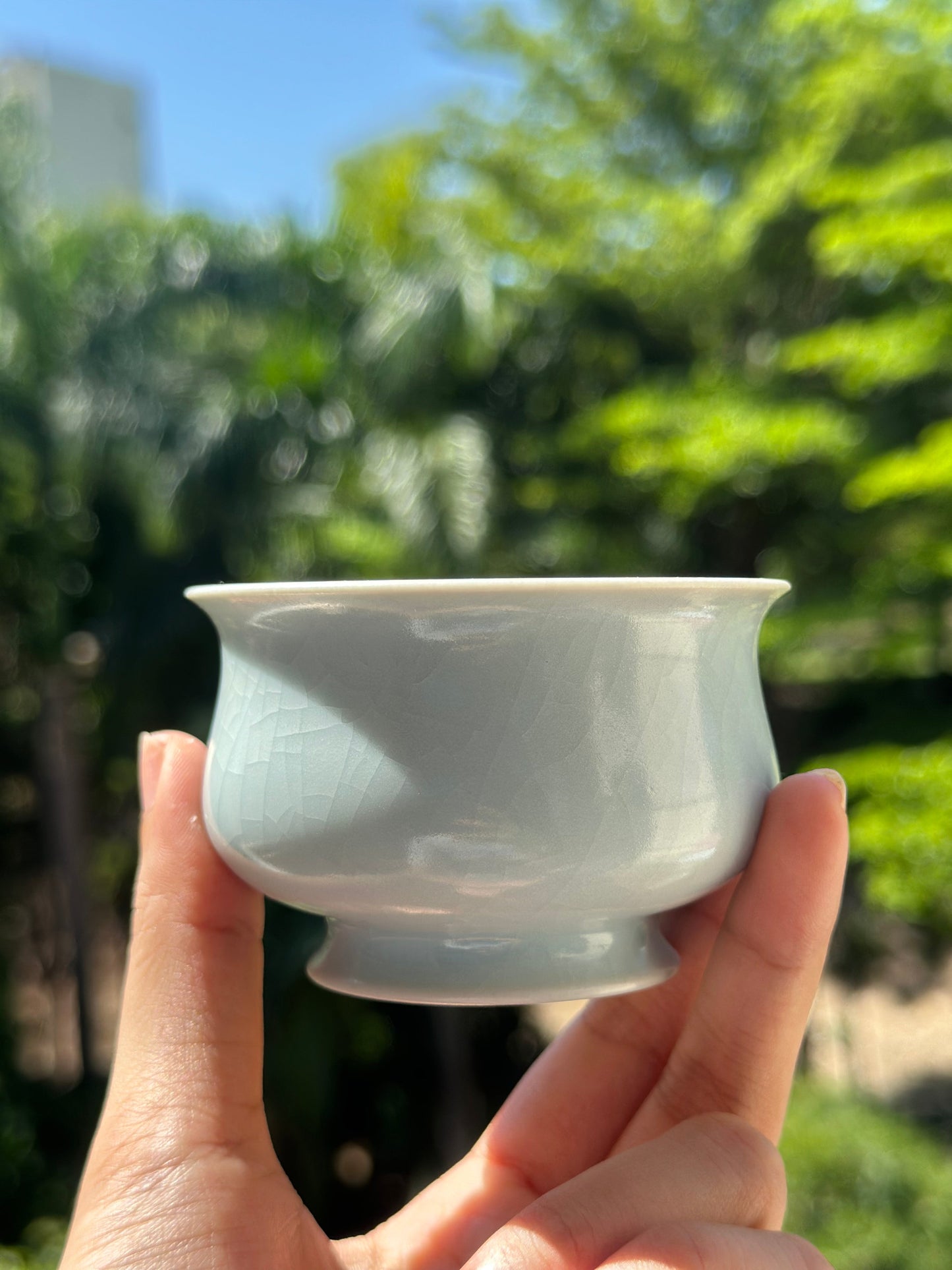 Handcrafted Ru Ware Classic Teacup Chinese High-class Ru Porcelain Ruyao Moon White GlazedYulan Shape Cup