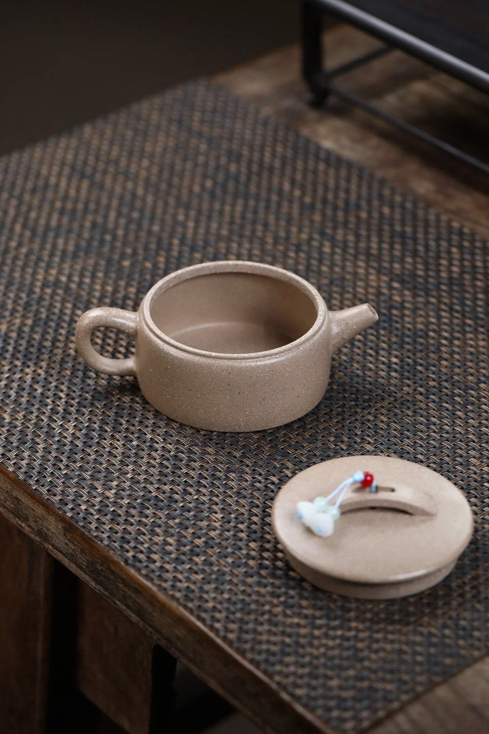 Handcrafted Yixing White Duan Clay Hanwa Shape Chinese Yixing Zisha Teapot Hand Painted Fish Lotus Motif Pot Artwork
