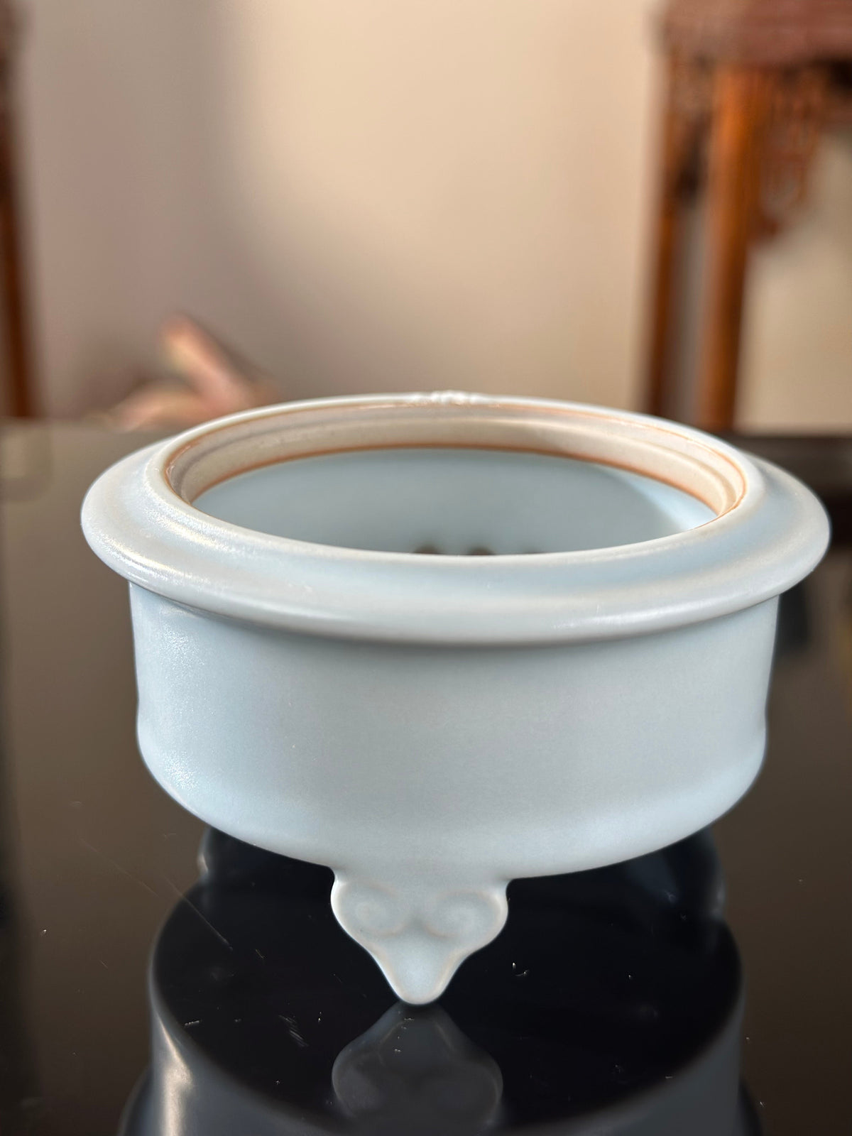 Handcrafted Ru Ware Classic Moon White Glaze Incense Holder Chinese High-class Ru Porcelain Ruyao Moon White Glaze