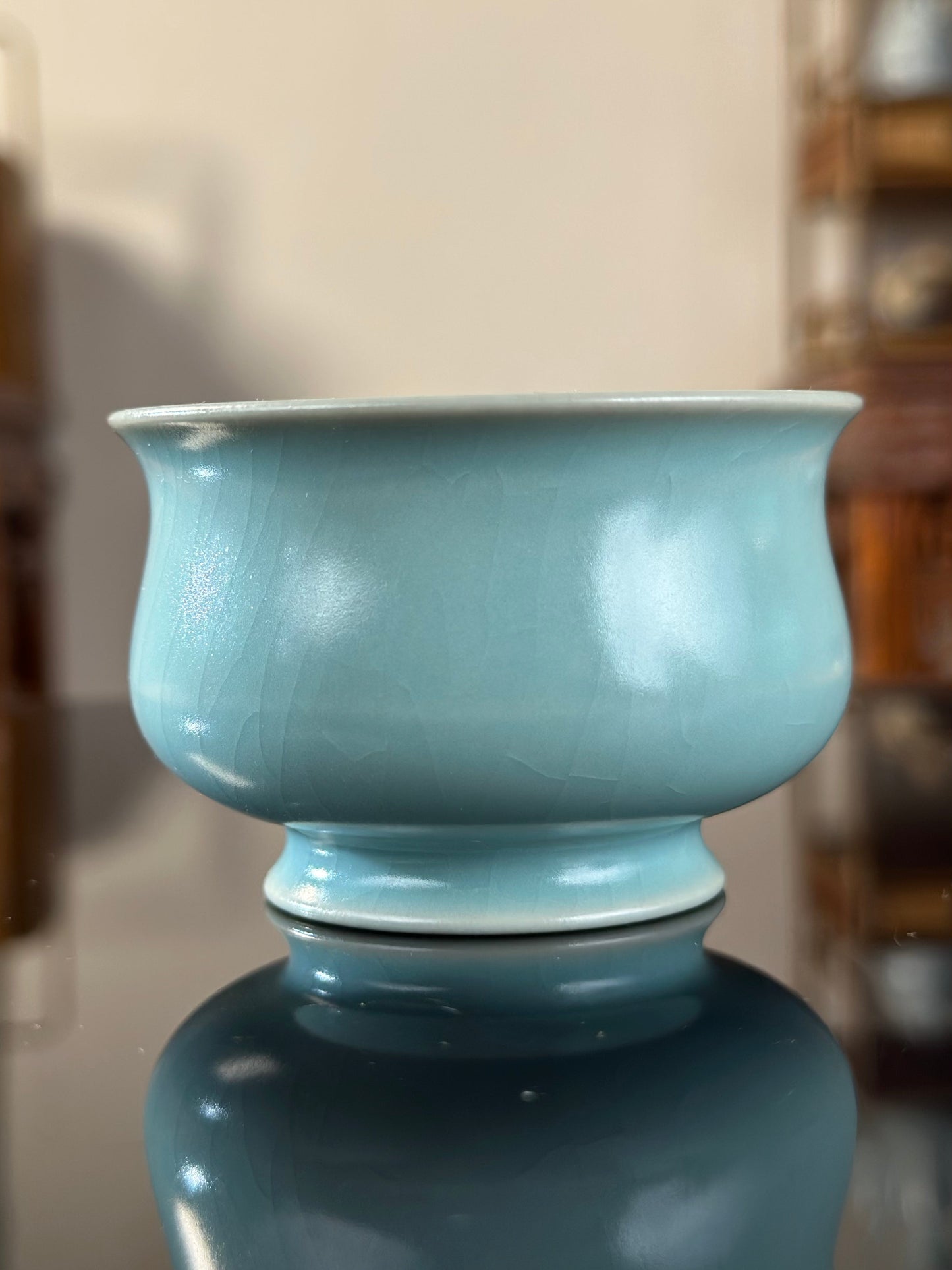 Handcrafted Ru Ware Classic Teacup Chinese High-class Ru Porcelain Ruyao Blue Sky Glazed Yulan Shape Cup