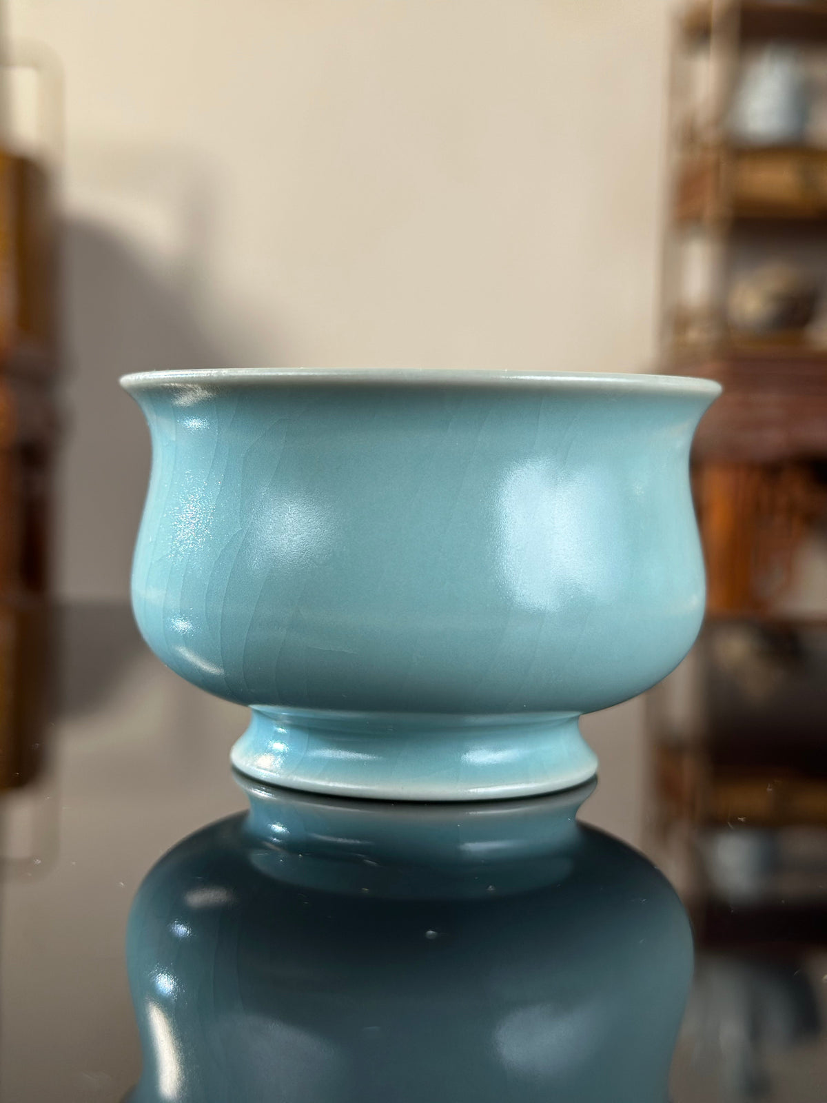 Handcrafted Ru Ware Classic Teacup Chinese High-class Ru Porcelain Ruyao Blue Sky Glazed Yulan Shape Cup