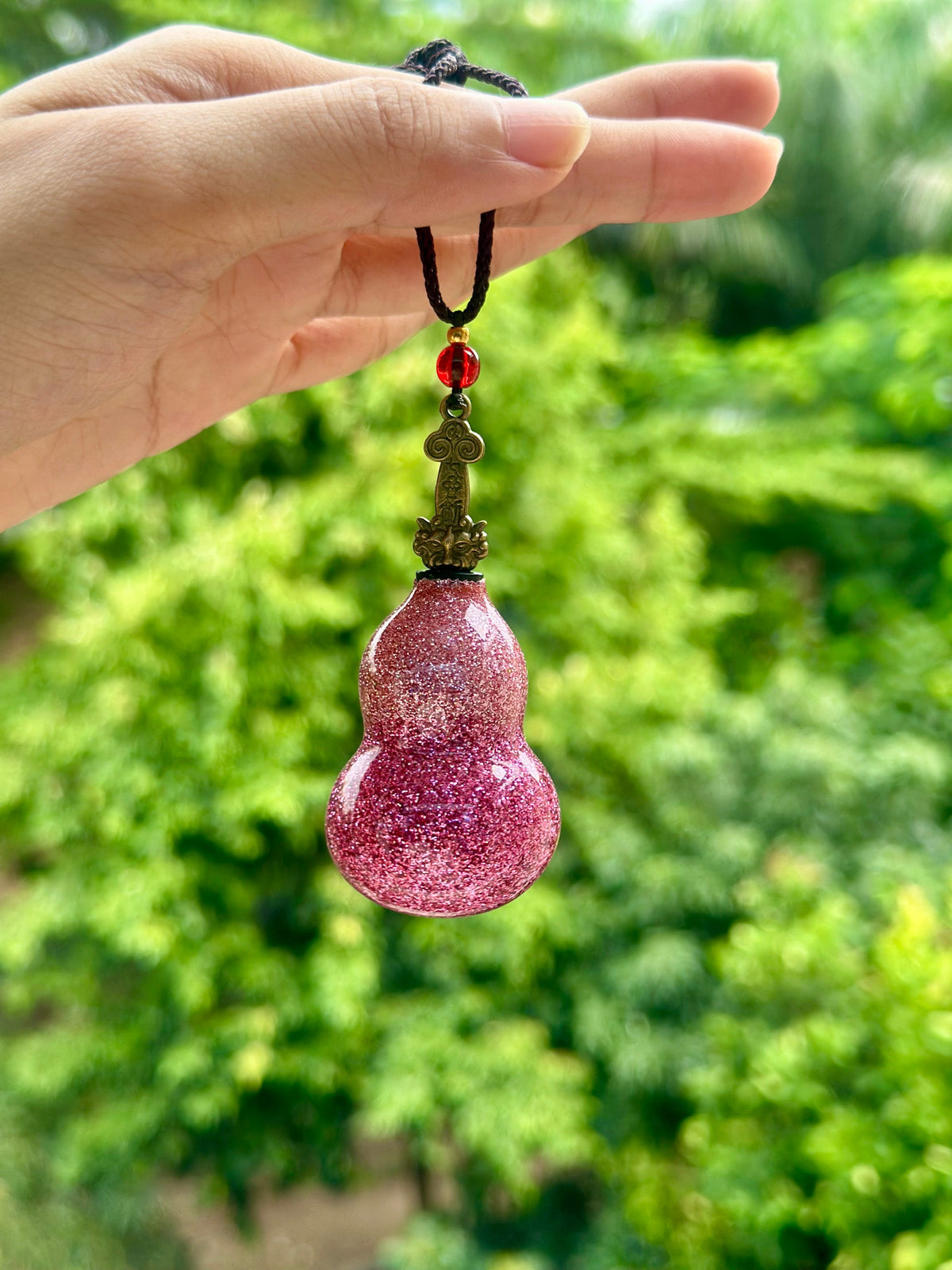 Handcrafted Chinese Natural Lacquered Foil Powerder Gourd Hulu Art Necklace Decoration Accessory