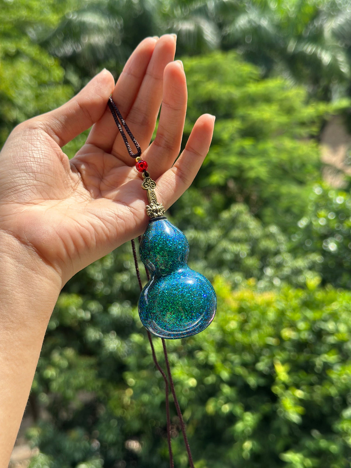 Handcrafted Chinese Natural Lacquered Foil Powerder Gourd Hulu Art Necklace Decoration Accessory