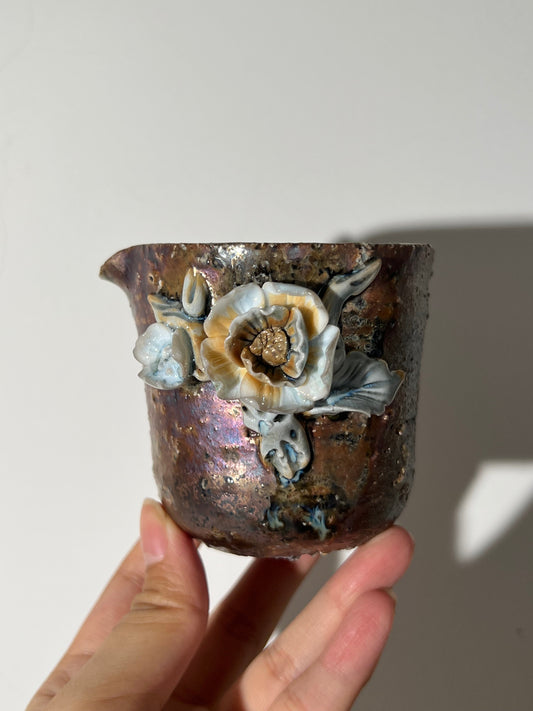 This is a woodfired tietai pottery flower faircup gongdaobei