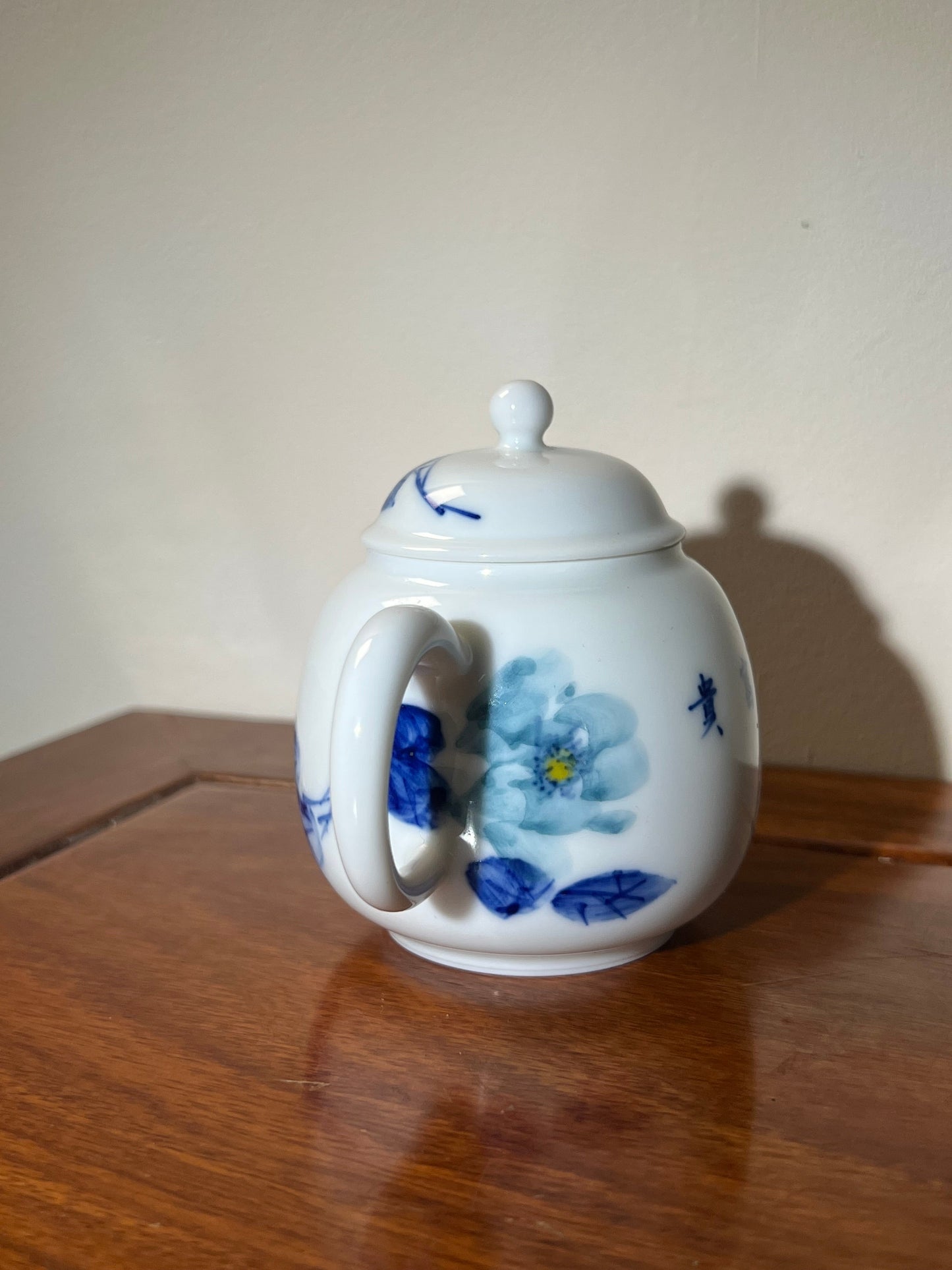 Handpainted Chinese Peony Blue and White Porcelain Teapot Jingdezhen Ceramic Master Pottery Artwork