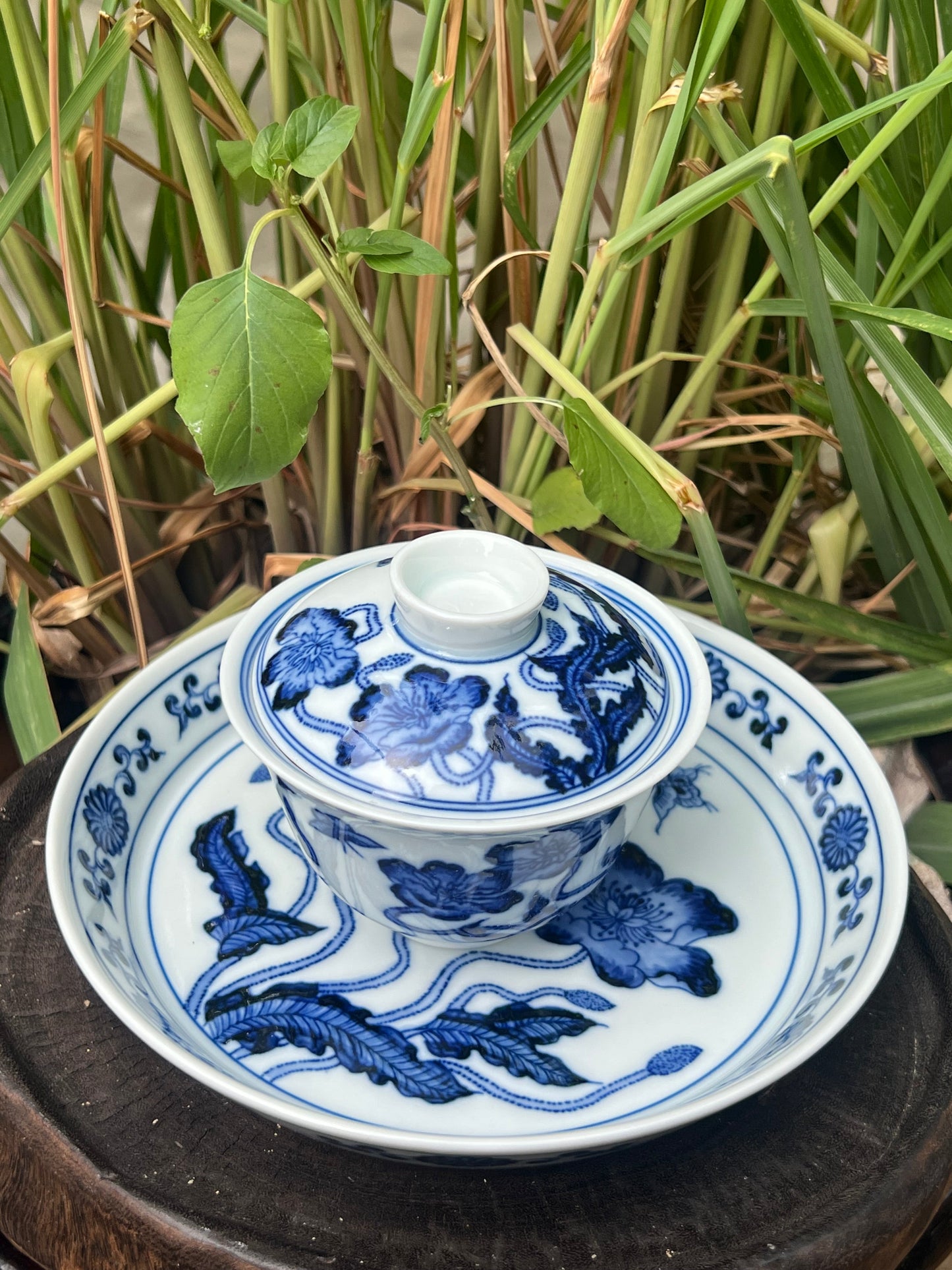 Handcrafted Chinese Handpainted Chinese Corn Poppy Blue and White Porcelain Gaiwan Set Jingdezhen Teapot Ceramic Artwork