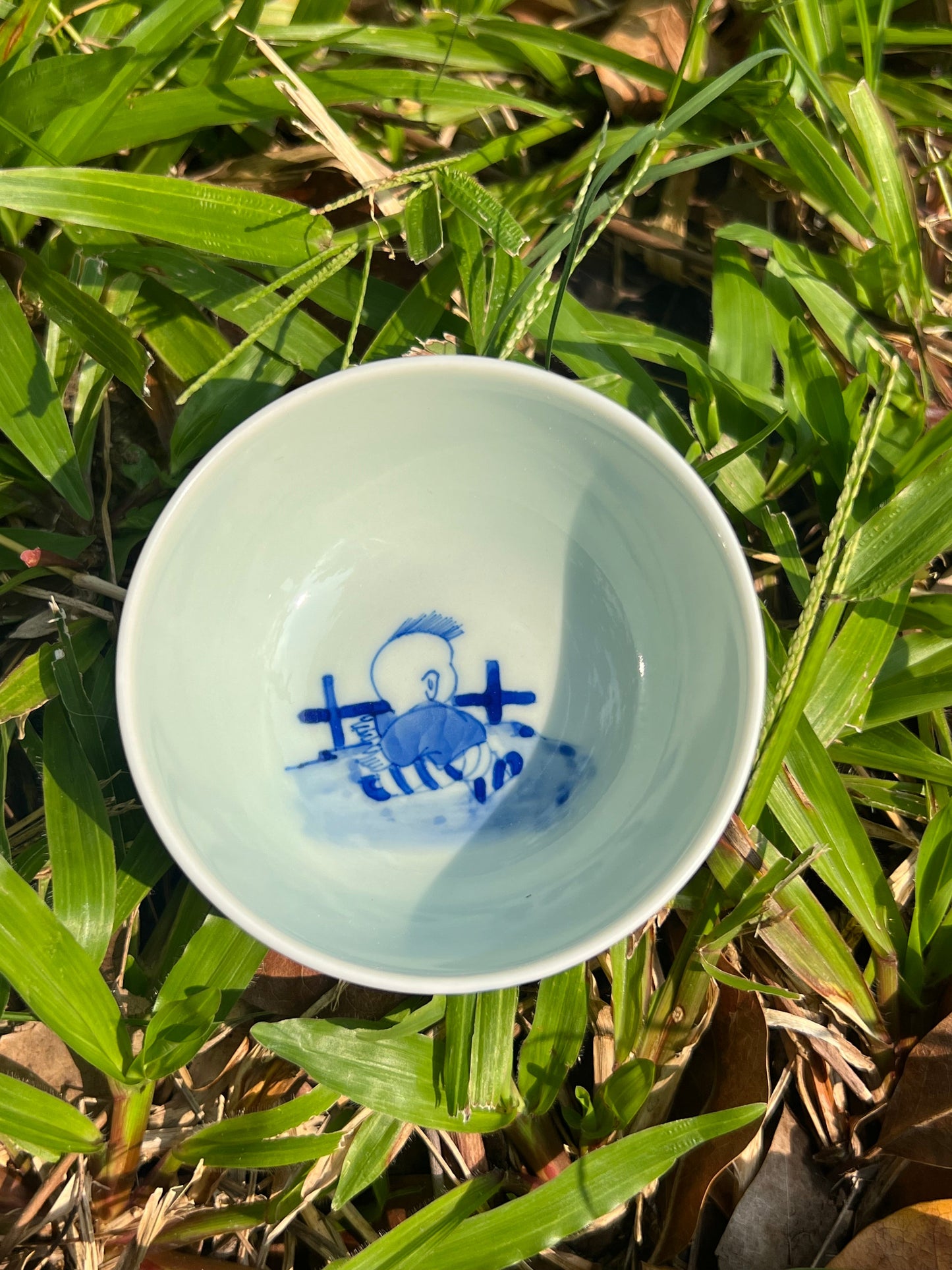 this is Chinese Jingdezhen blue and white porcelain teacup. this is a ceramic teacup