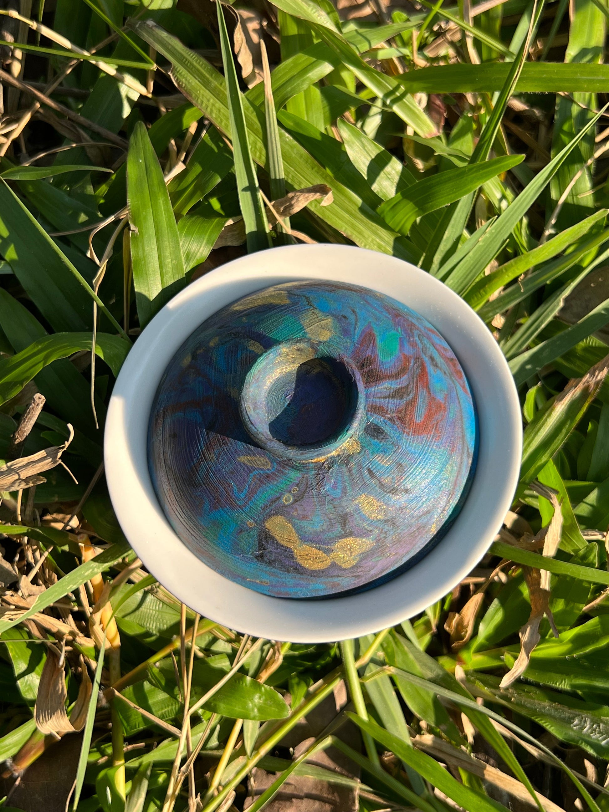this is Chinese lacquer ware gaiwan