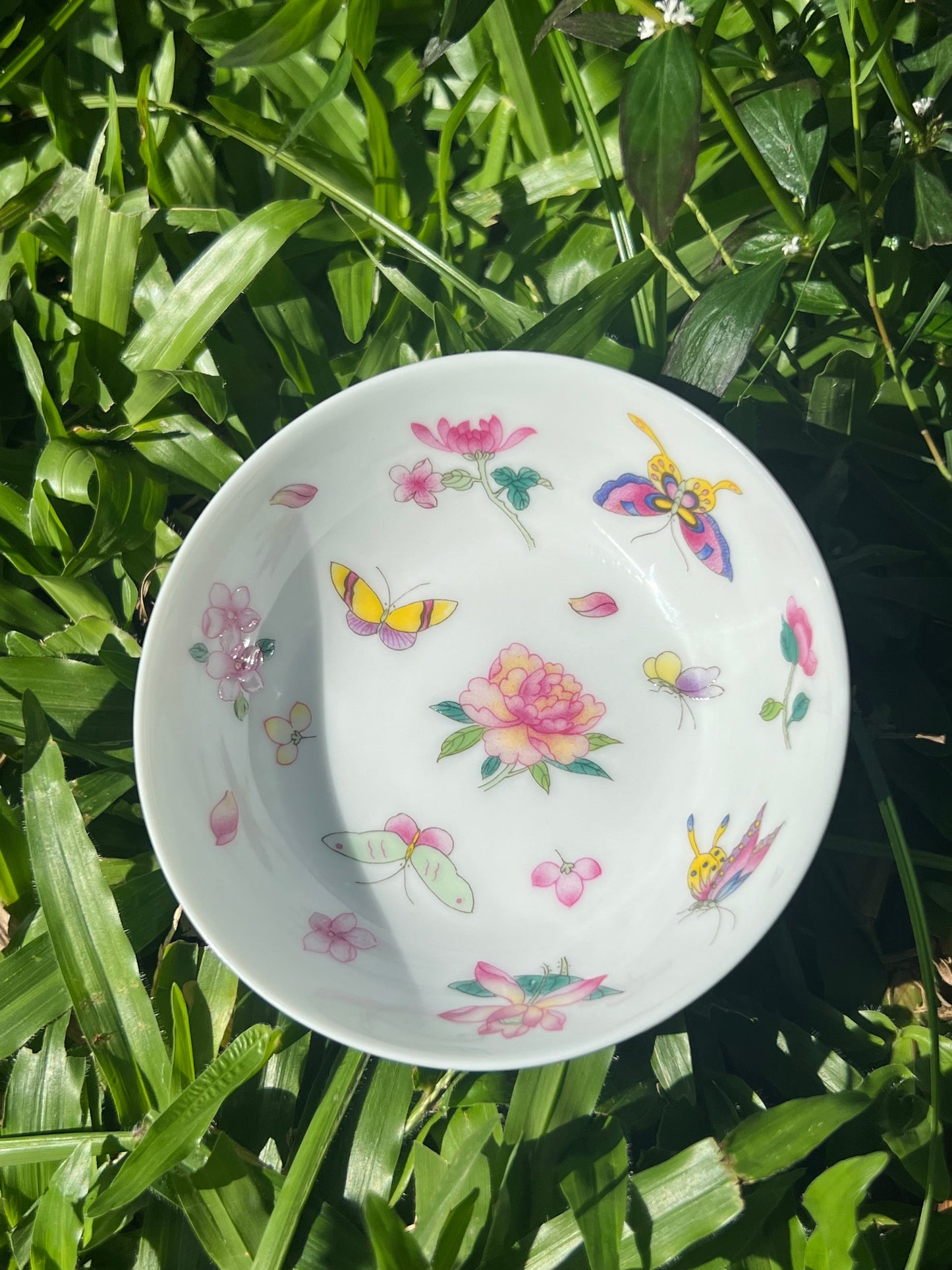 Handpainted Chinese Flowers Butterfly Enamel Teacup Jingdezhen Master Ceramic Artwork Green Base