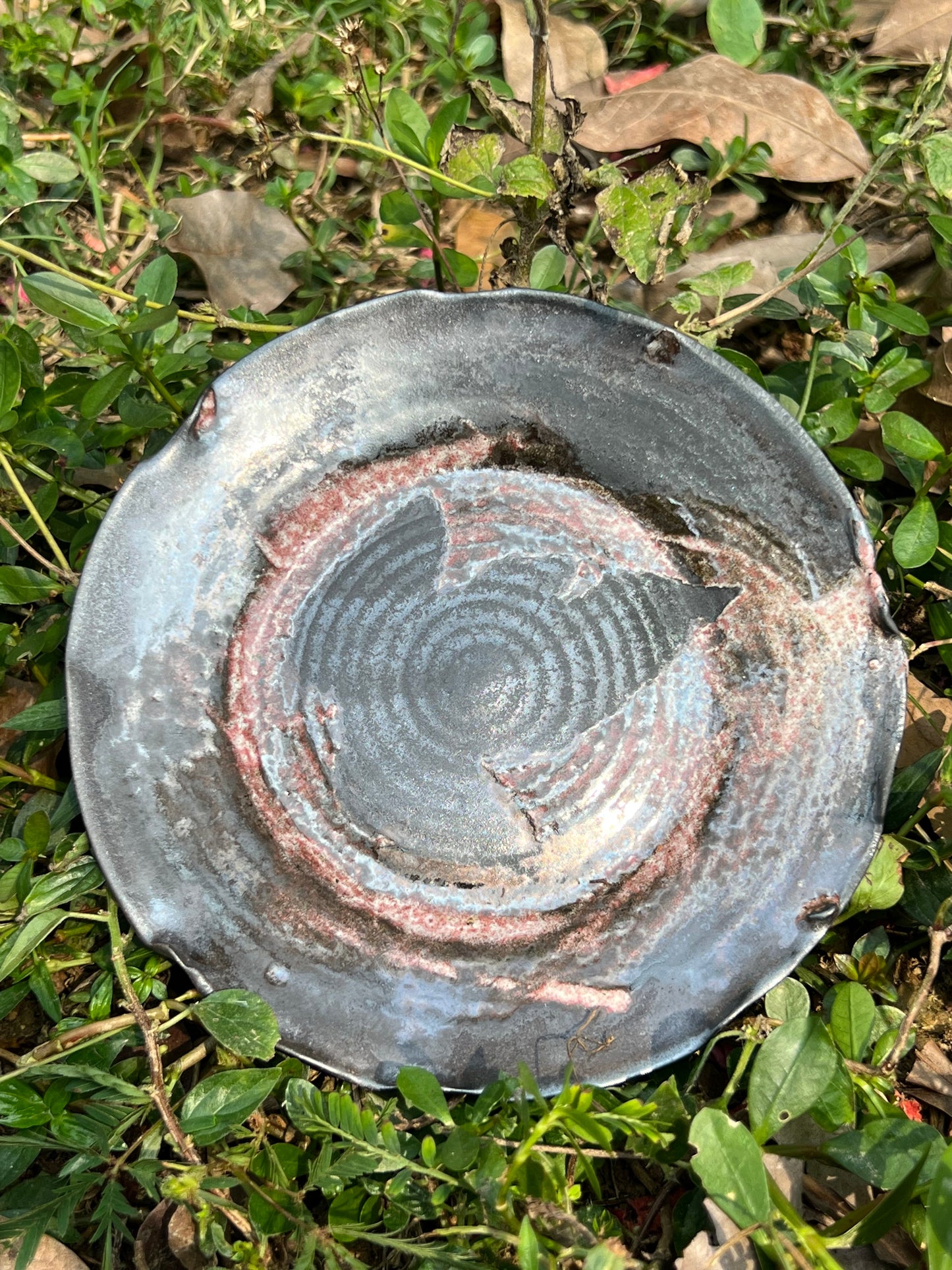 This is a pottery teapot.this is a pottery gaiwan