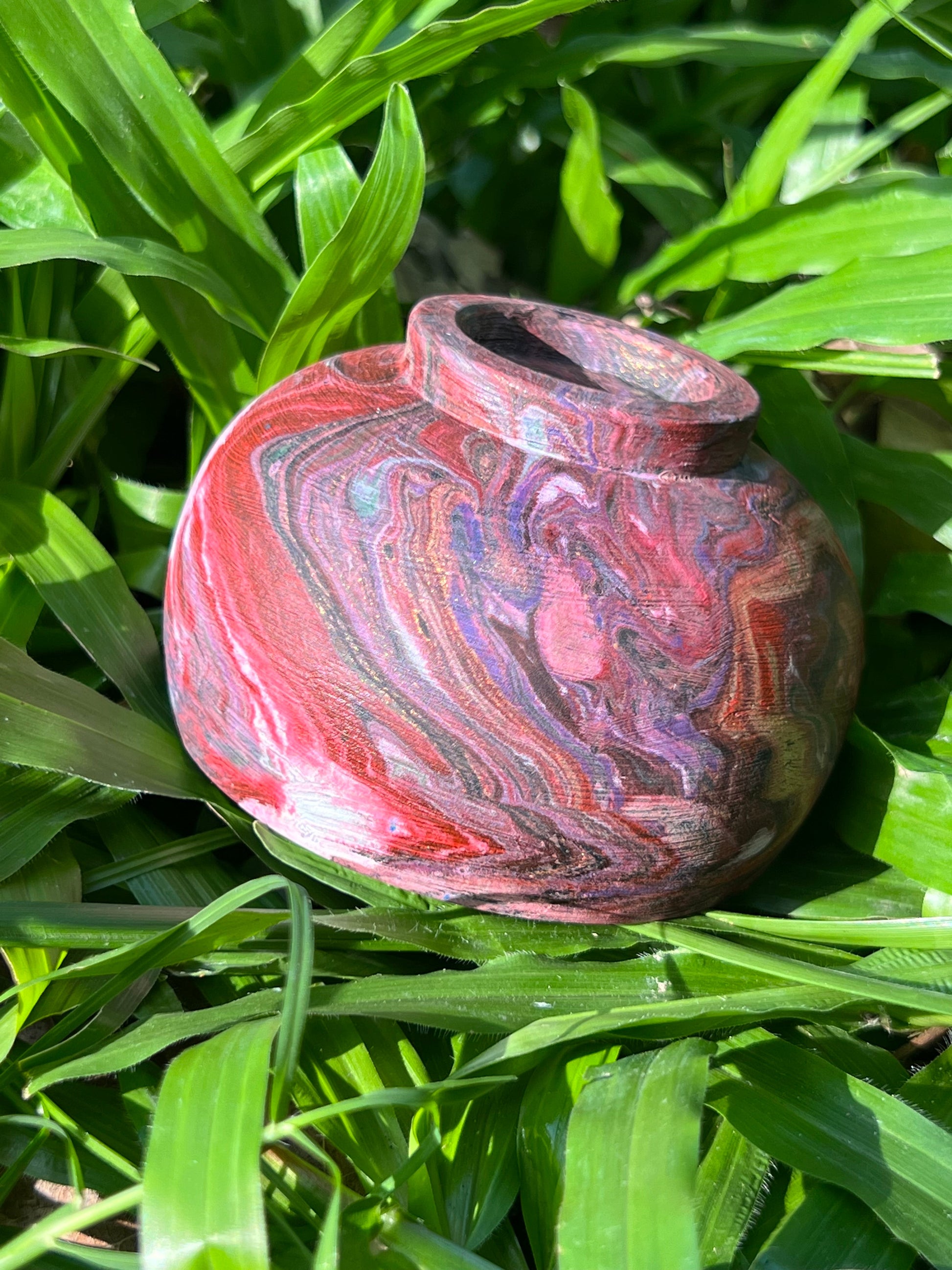 this is Chinese lacquer ware teacup. this is a pottery teacup