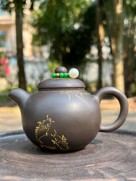 Handcrafted Original Design Chinese Nixing Pottery Teapot Artwork Black Teapot Kungfu Teapot