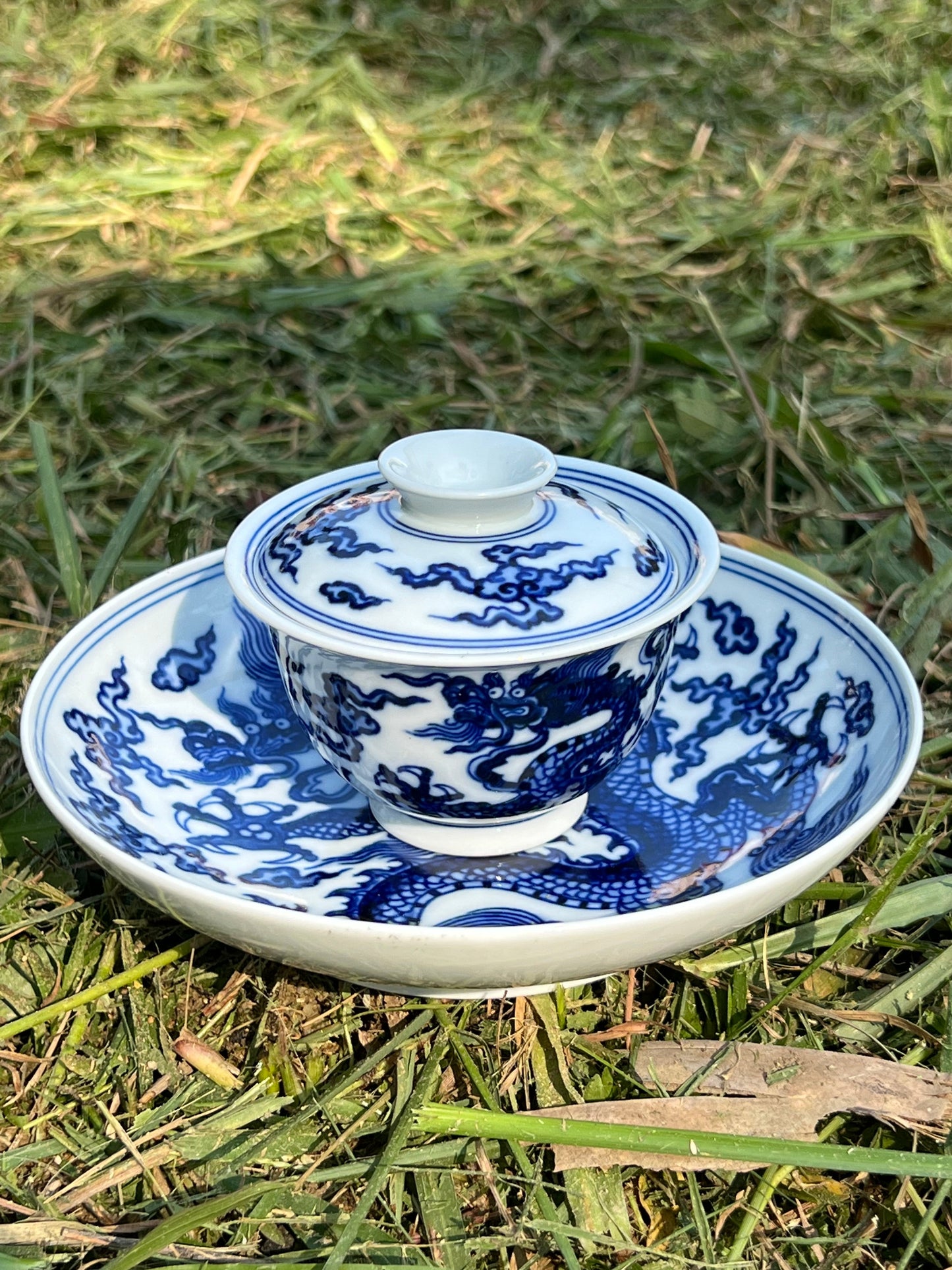 Hand Painted Blue and White Porcelain Chinese Dragon Gaiwan Teaware Jingdezhen Master Ceramic Artwork