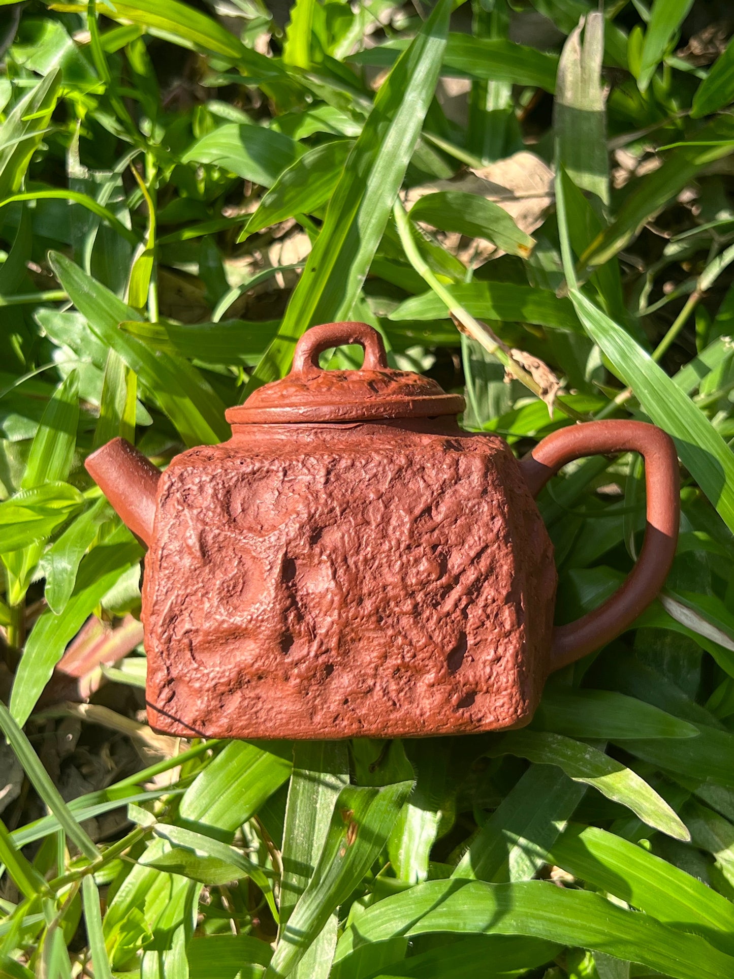 this is Chinese red clay teapot