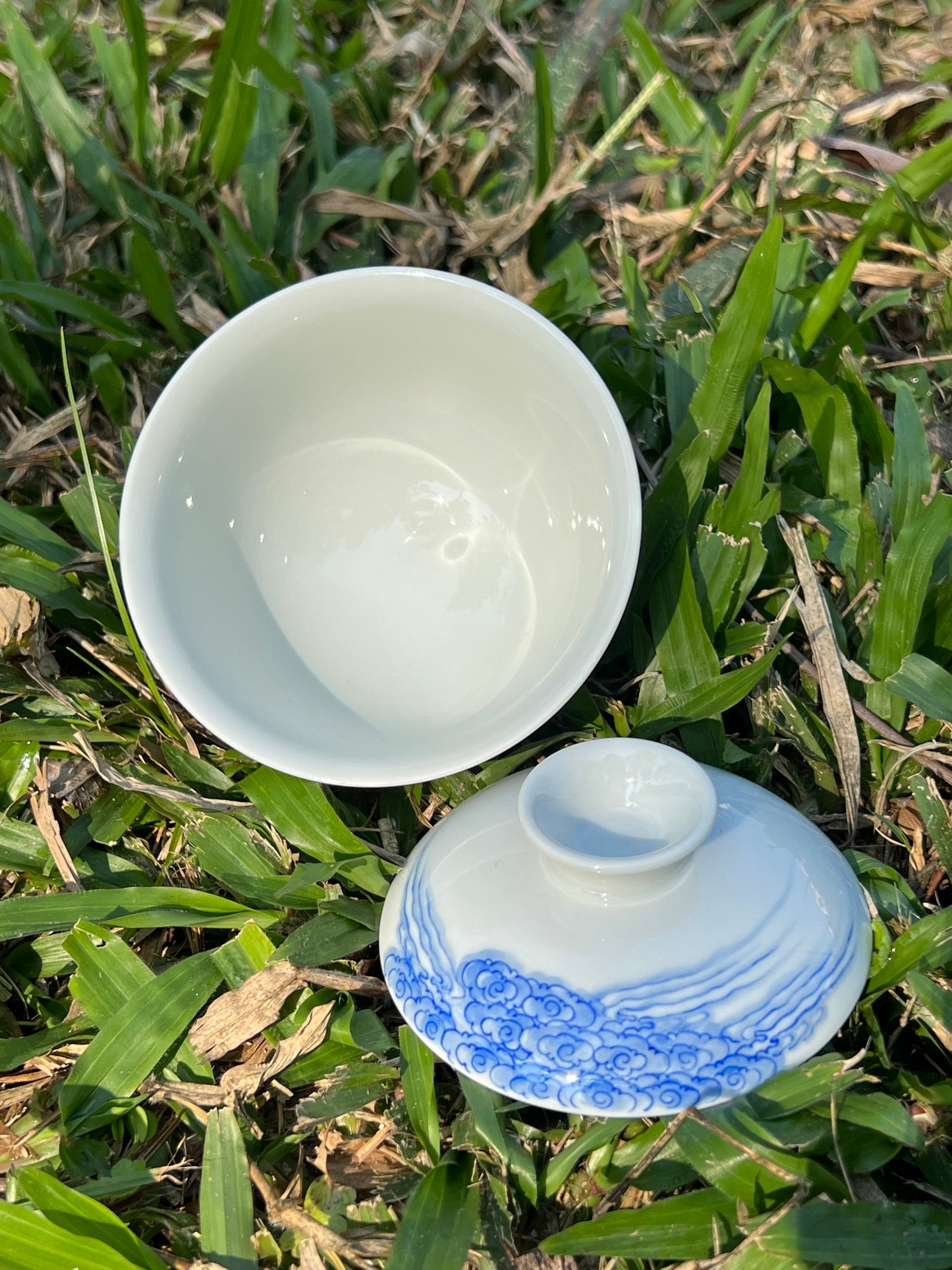 Hand Painted Chinese Qilin Gaiwan Blue And White Porcelain Pot Maker Jingdezhen Master Ceramic Artwork