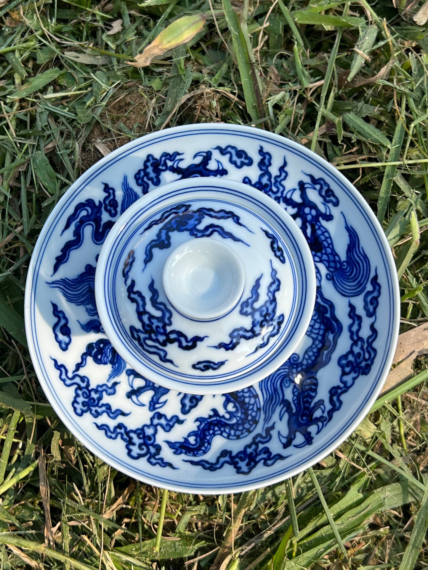 Hand Painted Blue and White Porcelain Chinese Dragon Gaiwan Teaware Jingdezhen Master Ceramic Artwork