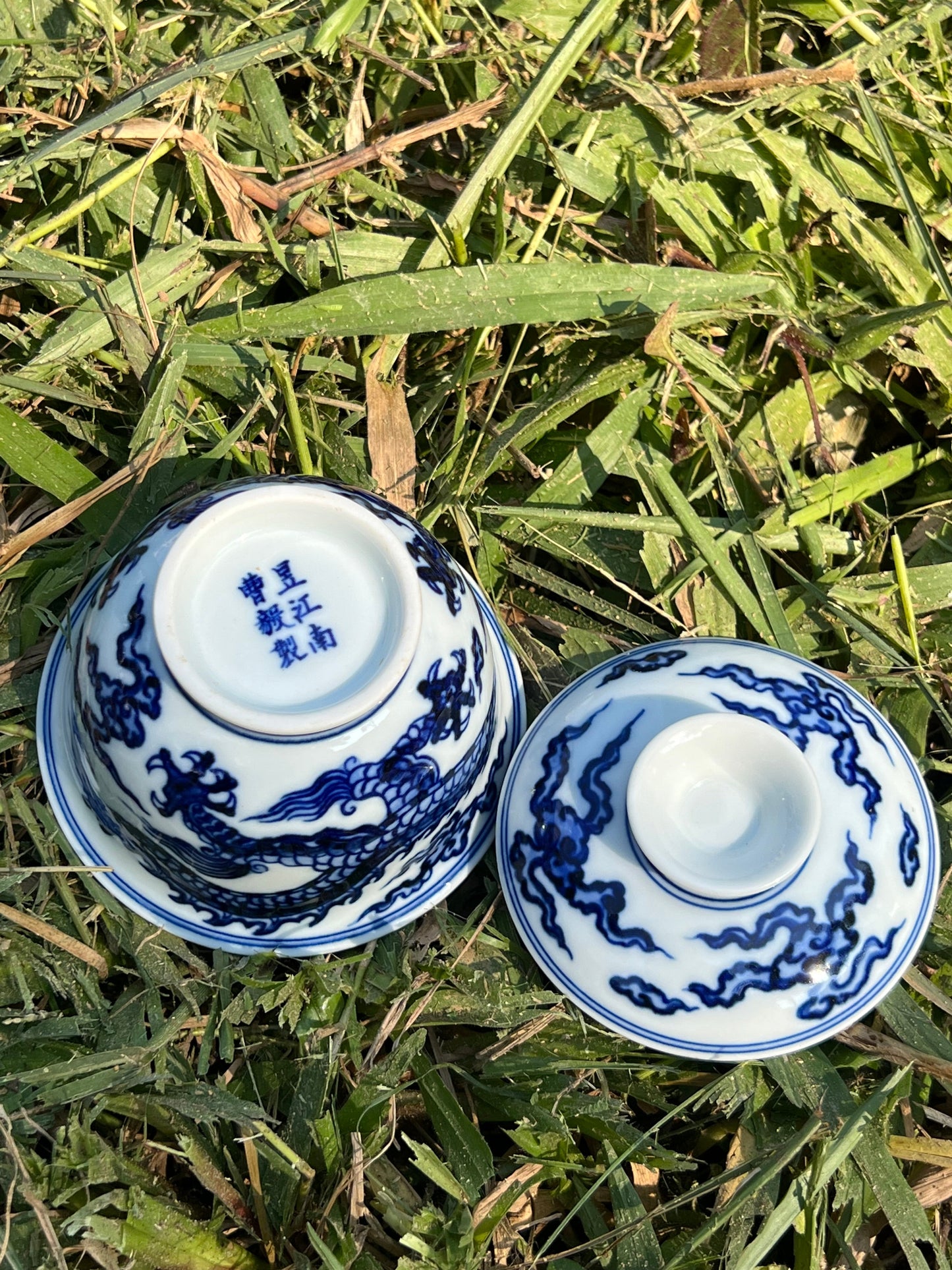 Hand Painted Blue and White Porcelain Chinese Dragon Gaiwan Teaware Jingdezhen Master Ceramic Artwork