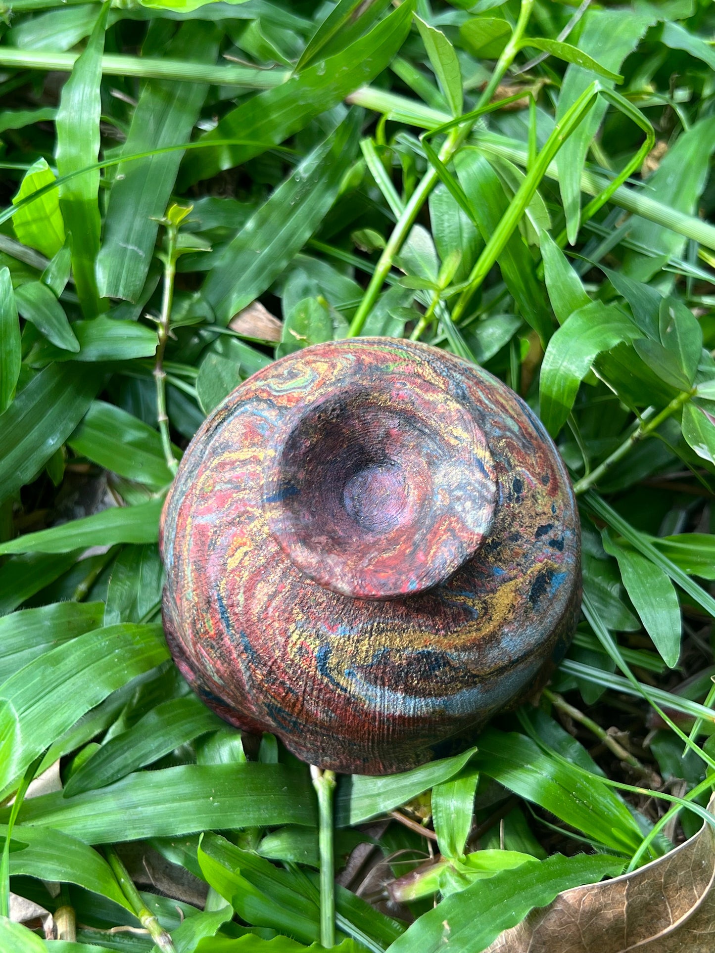 this is Chinese lacquer ware teacup. this is a pottery teacup