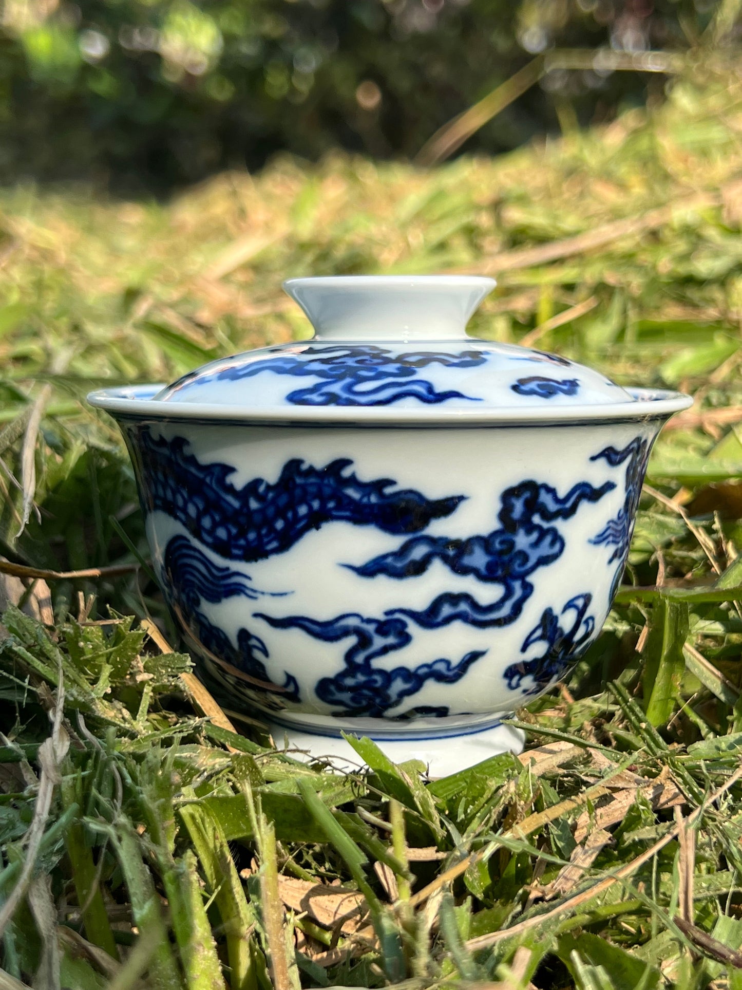 Hand Painted Blue and White Porcelain Chinese Dragon Gaiwan Teaware Jingdezhen Master Ceramic Artwork