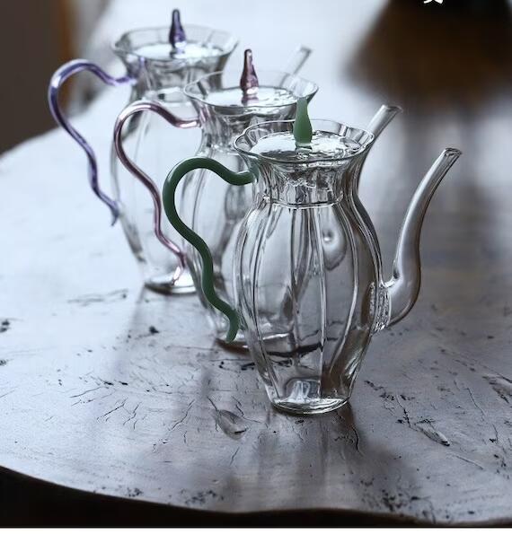 This is a glass teapot