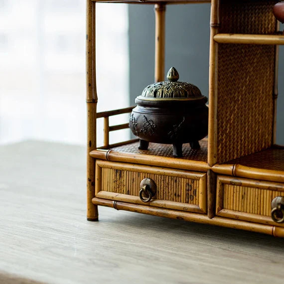 This is a meilu bamboo shelf bamboo rack.this is a bamboo teaware storage shelf